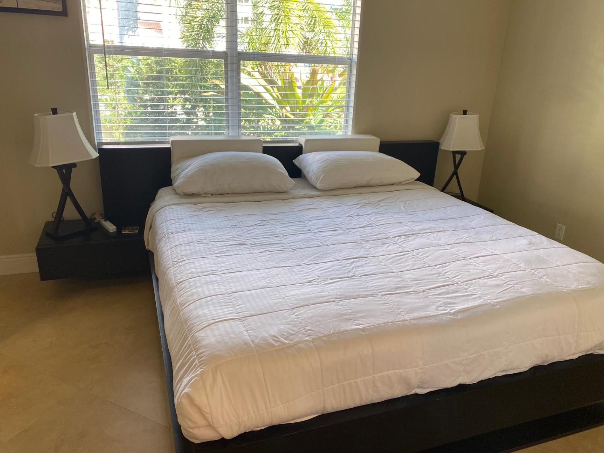 One-Bedroom Apartment - Photo 10