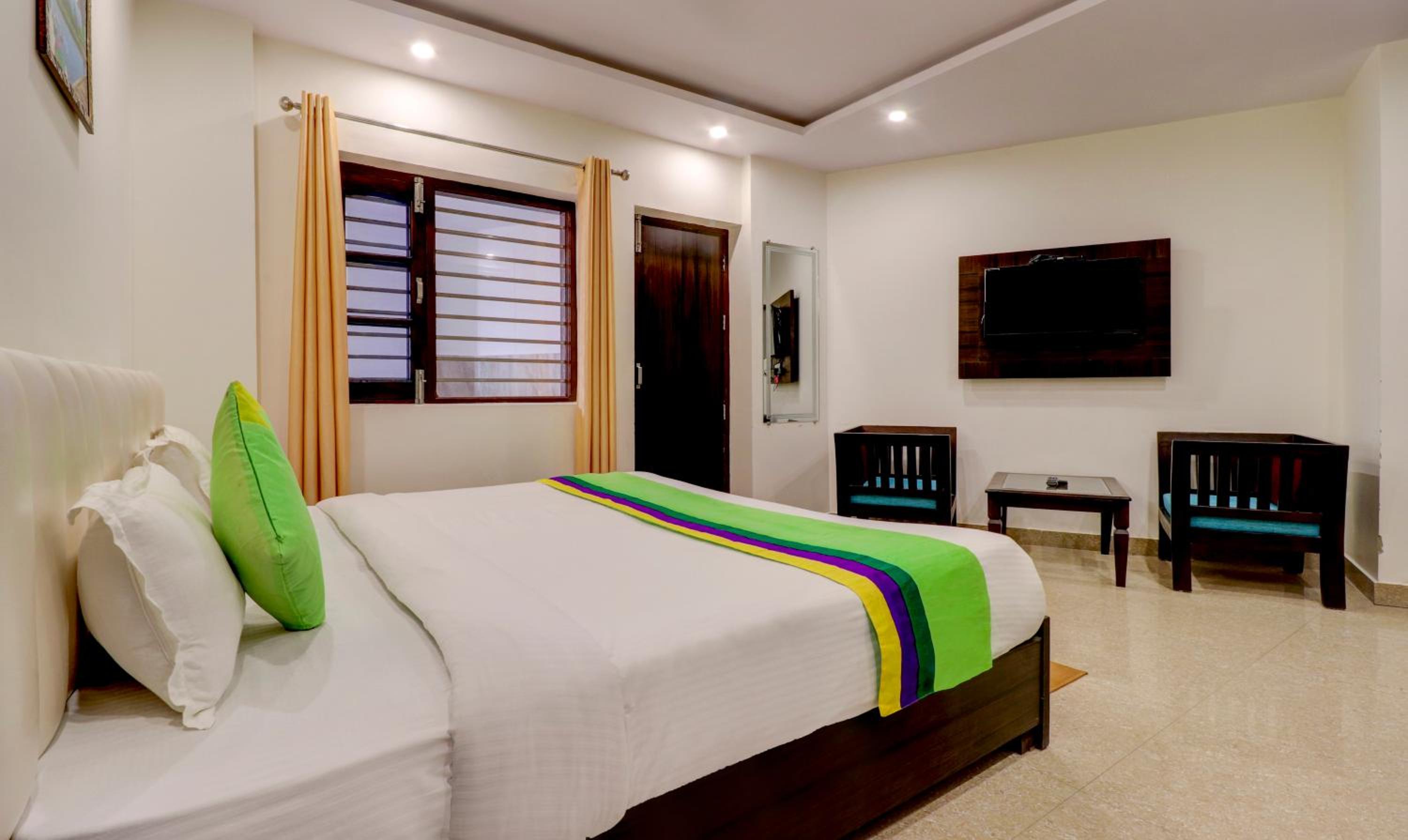 Deluxe Double Room - Photo 7