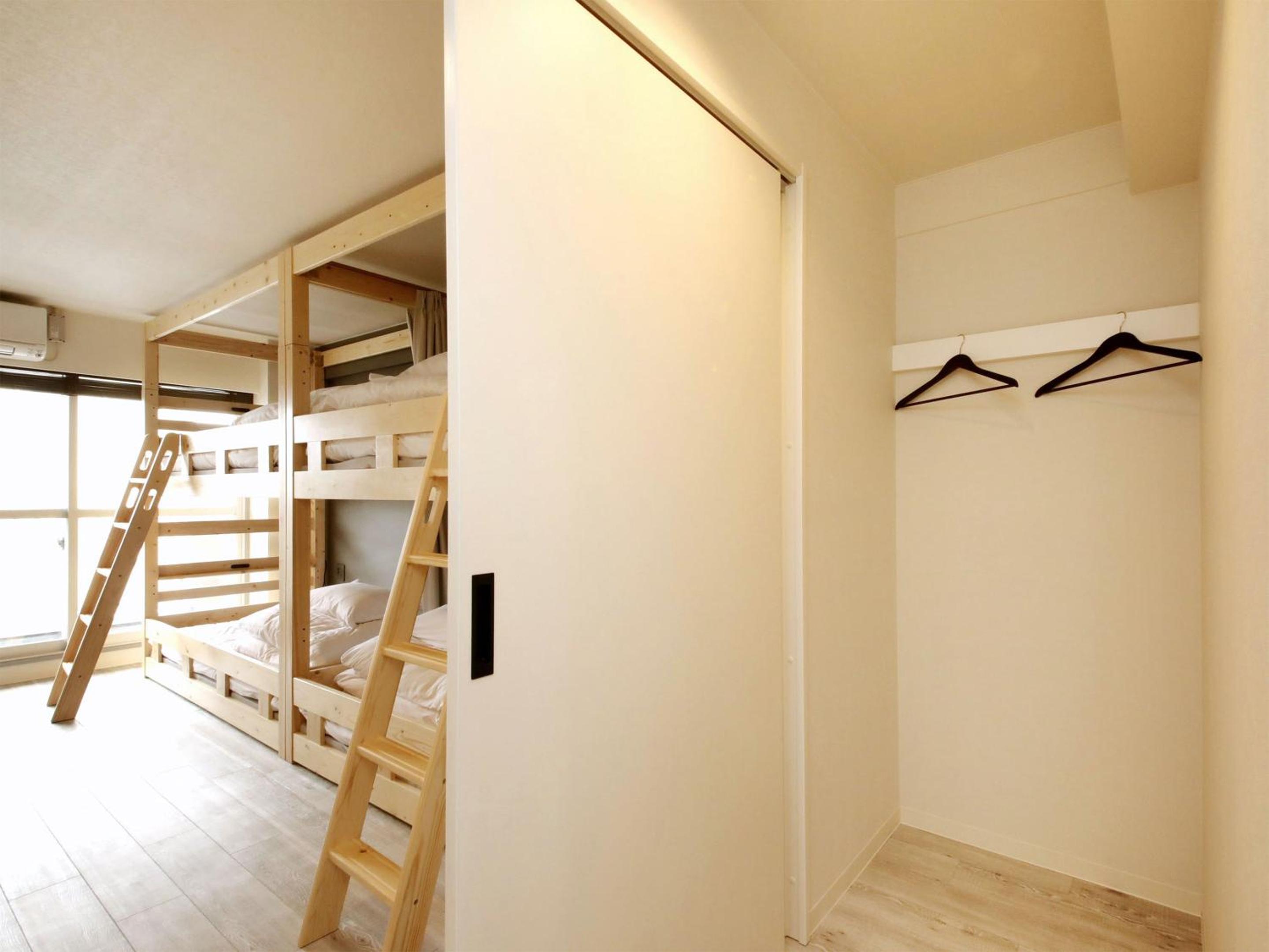 Quadruple Room - Photo 7