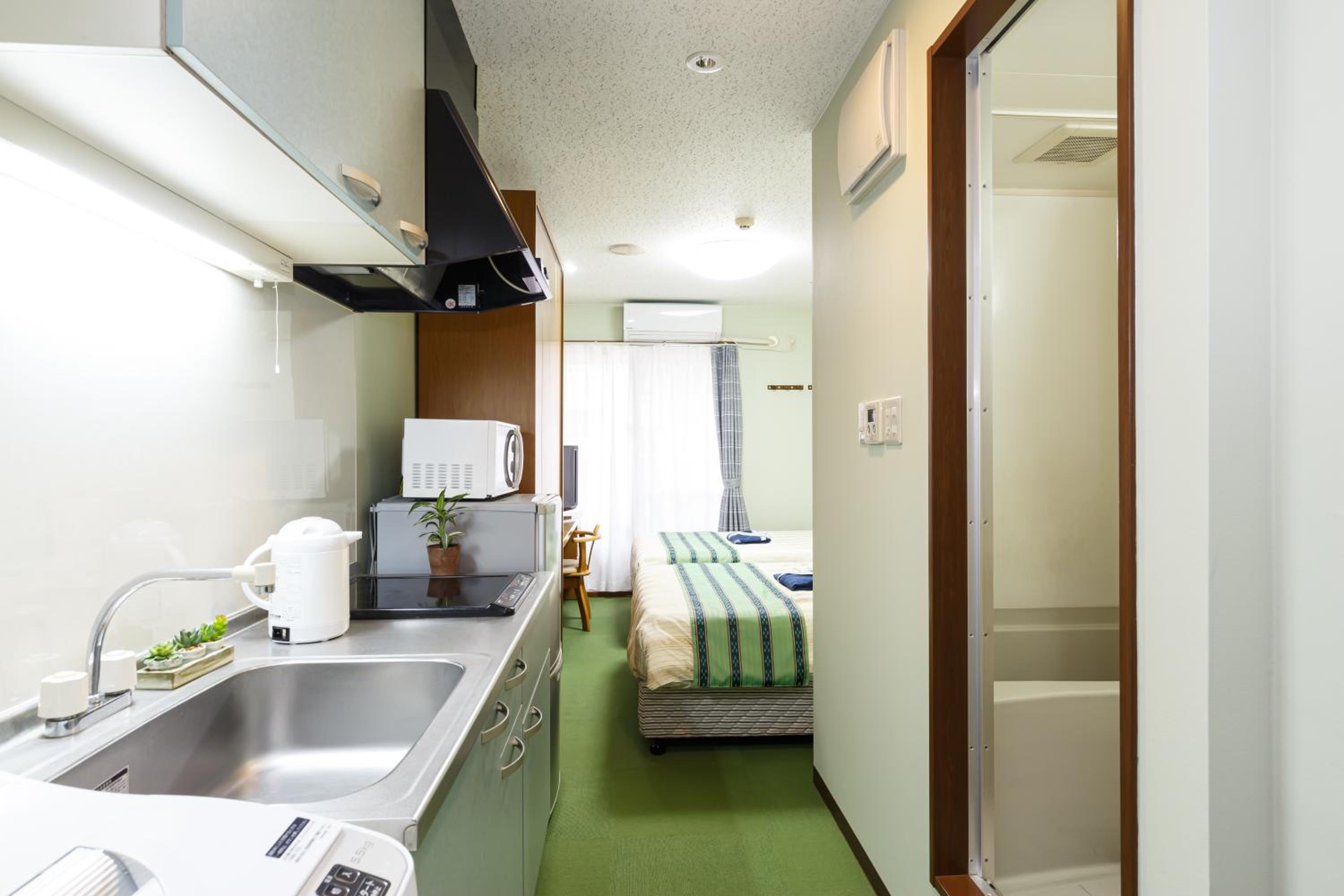 Twin Room - Photo 7
