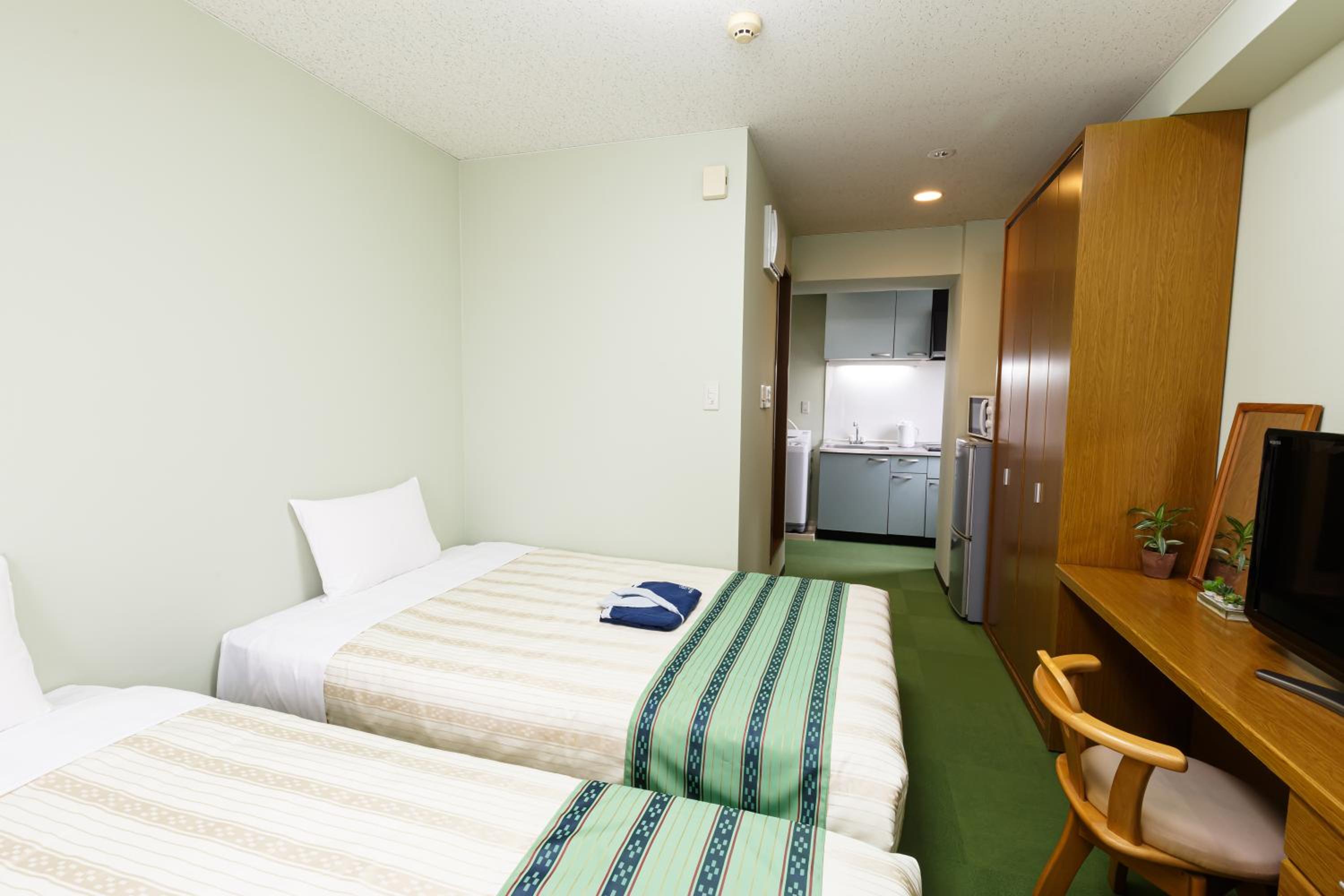 Twin Room - Photo 5