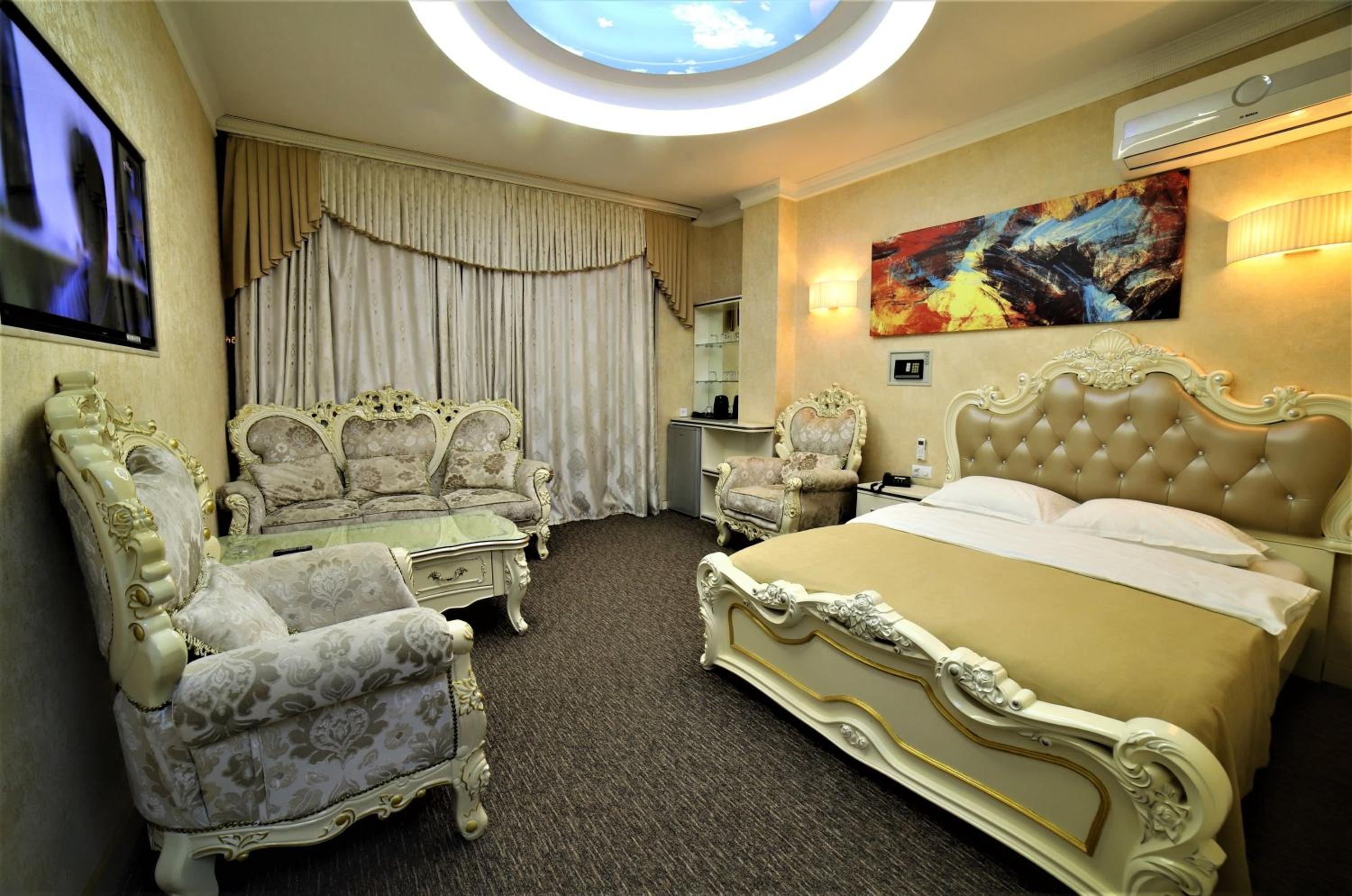 Two-Bedroom Suite