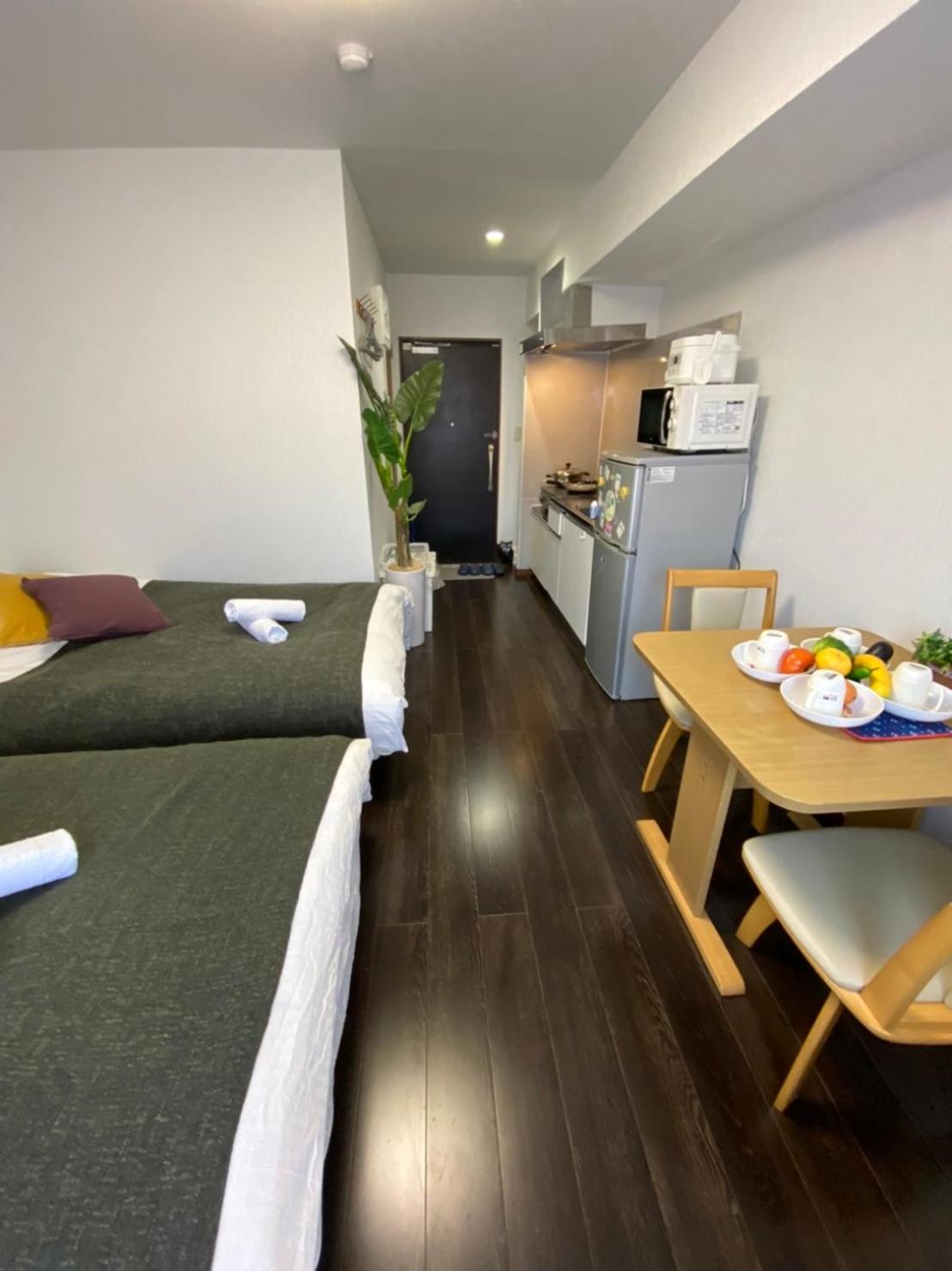 One-Bedroom Apartment photo 2