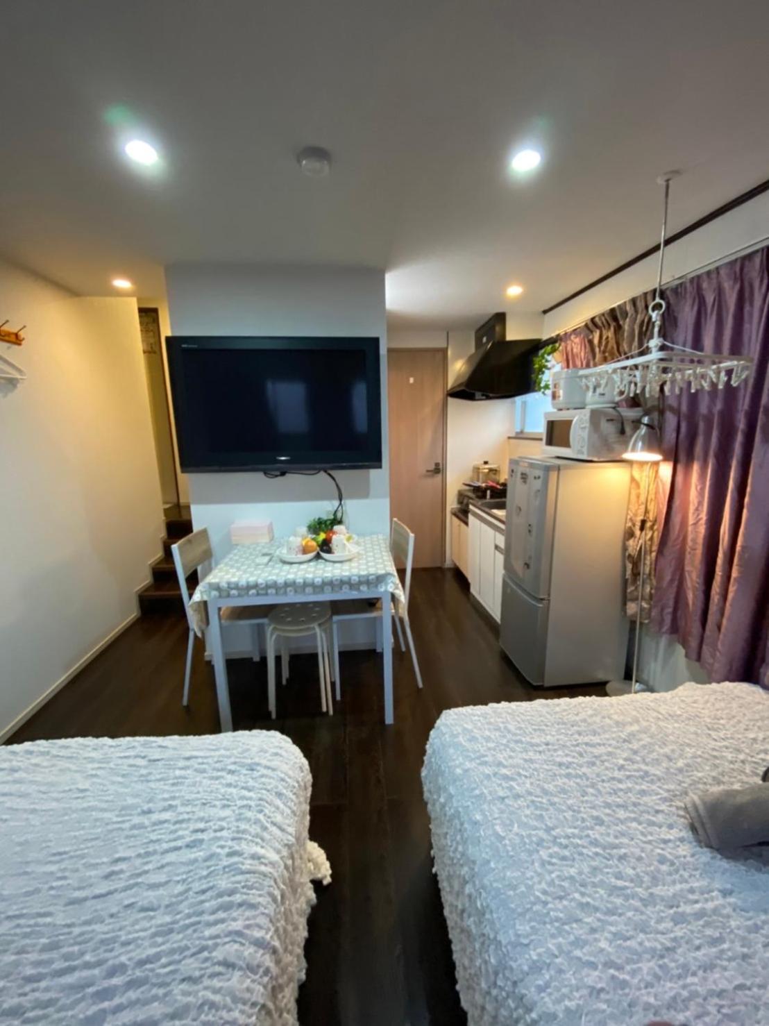 One-Bedroom Apartment photo 2