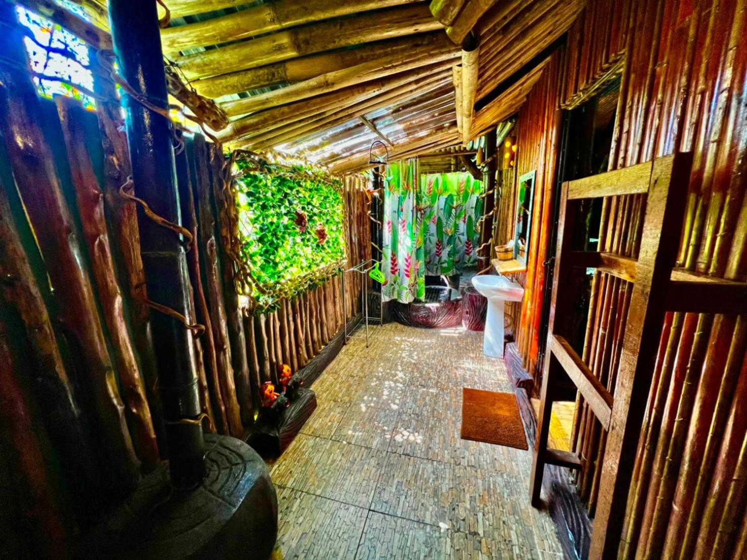 Bungalow (4 Adults) photo 2