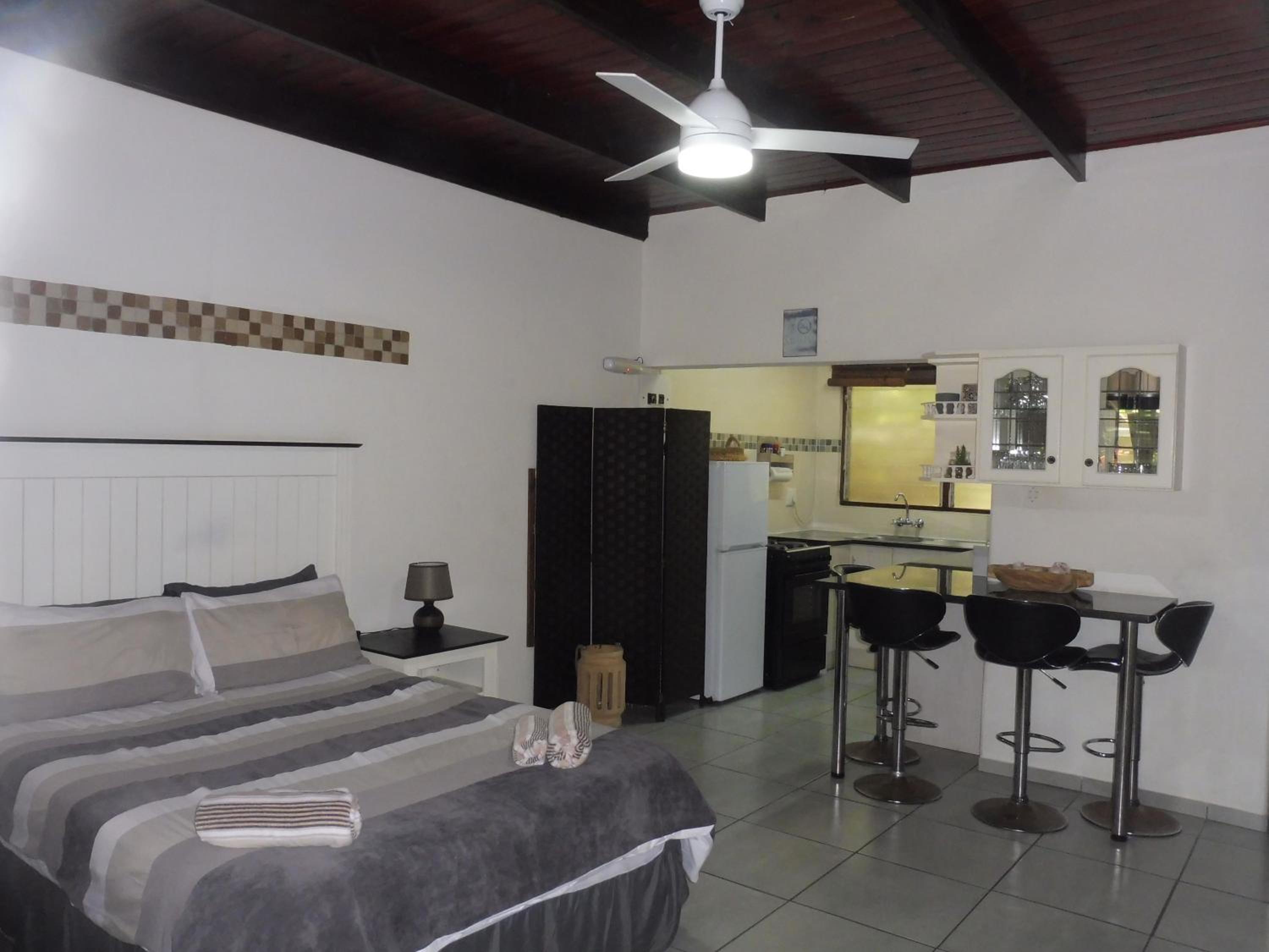 Apartment - Photo 10