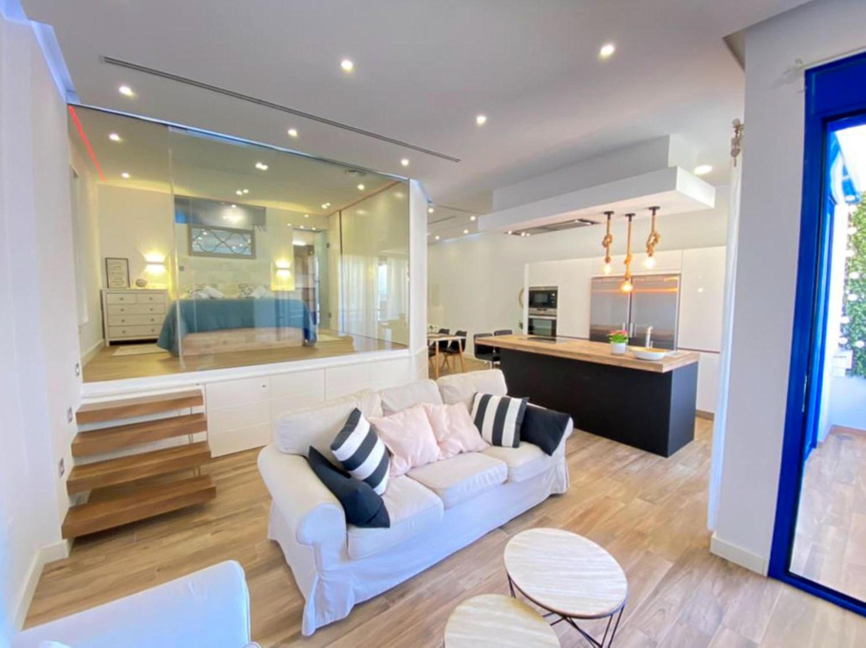 Superior One-Bedroom Apartment with Balcony