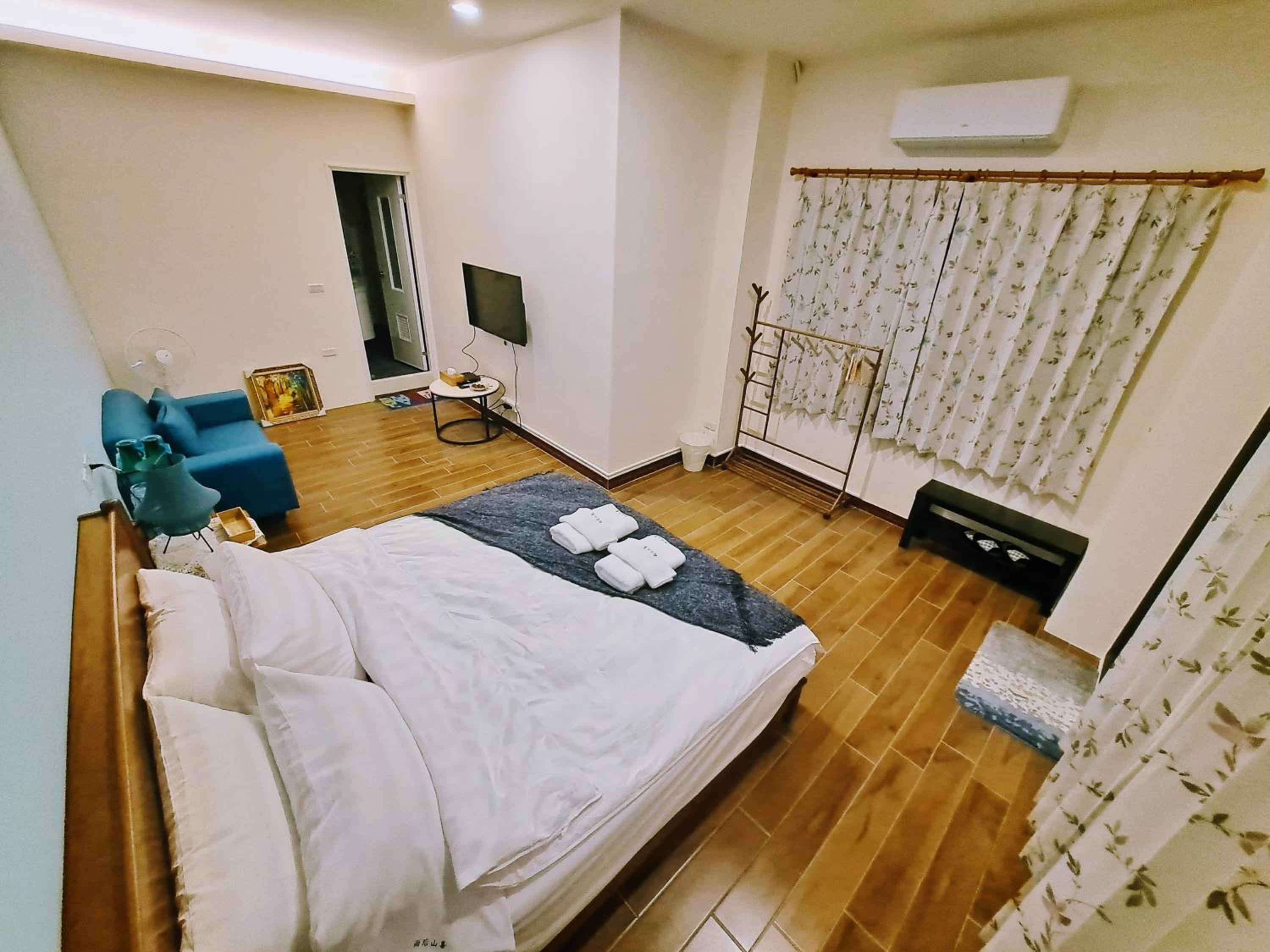 Double Room with Mountain View
