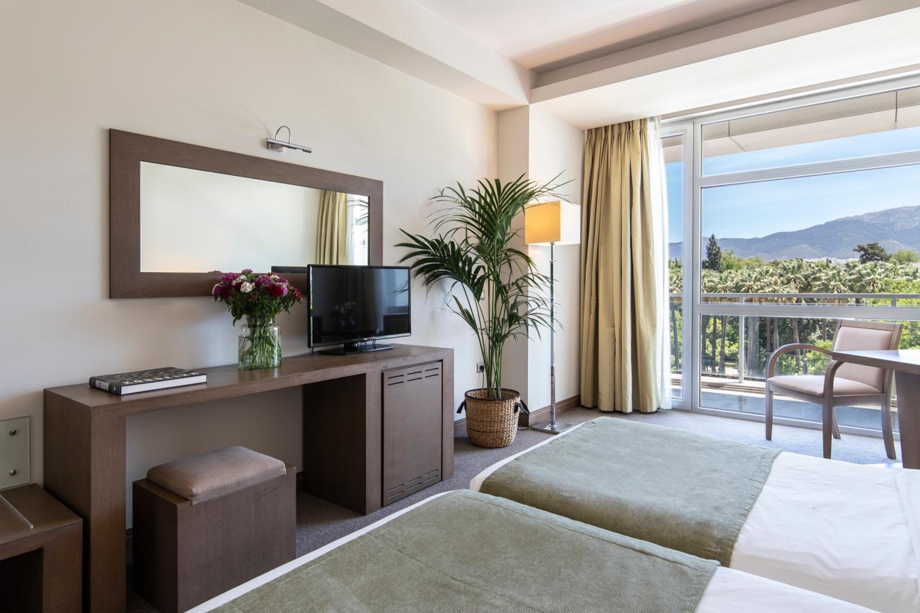 2 Double Rooms with Interconnecting Door photo 3