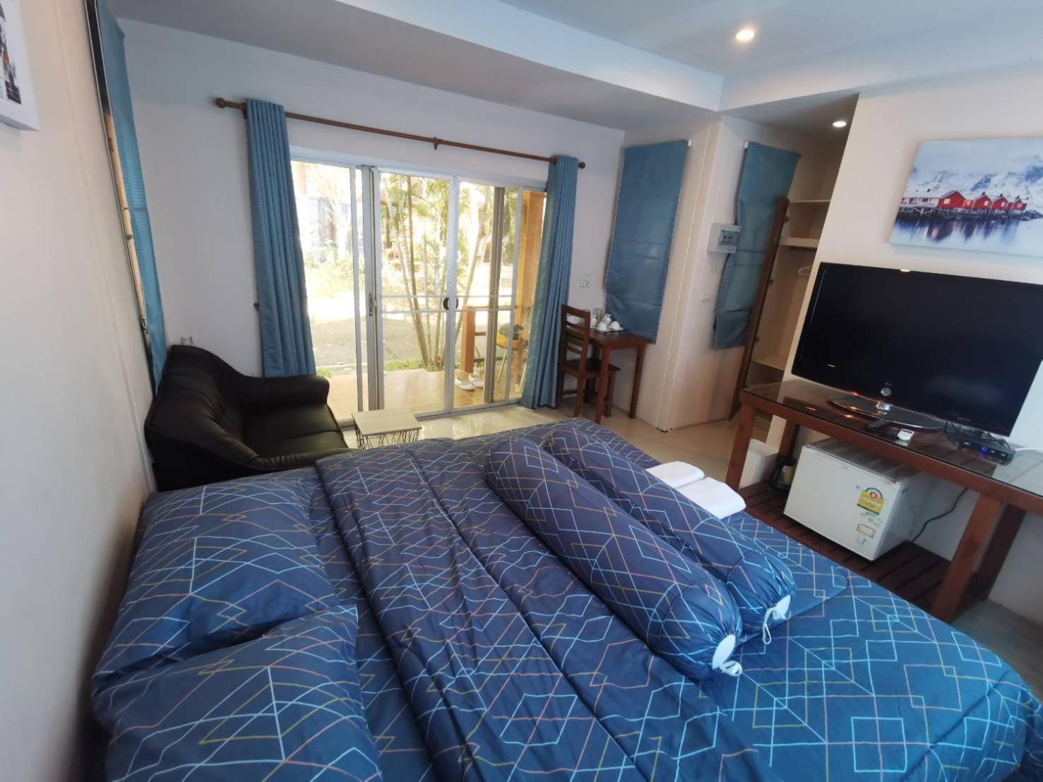 Deluxe Double Room With Balcony photo 2