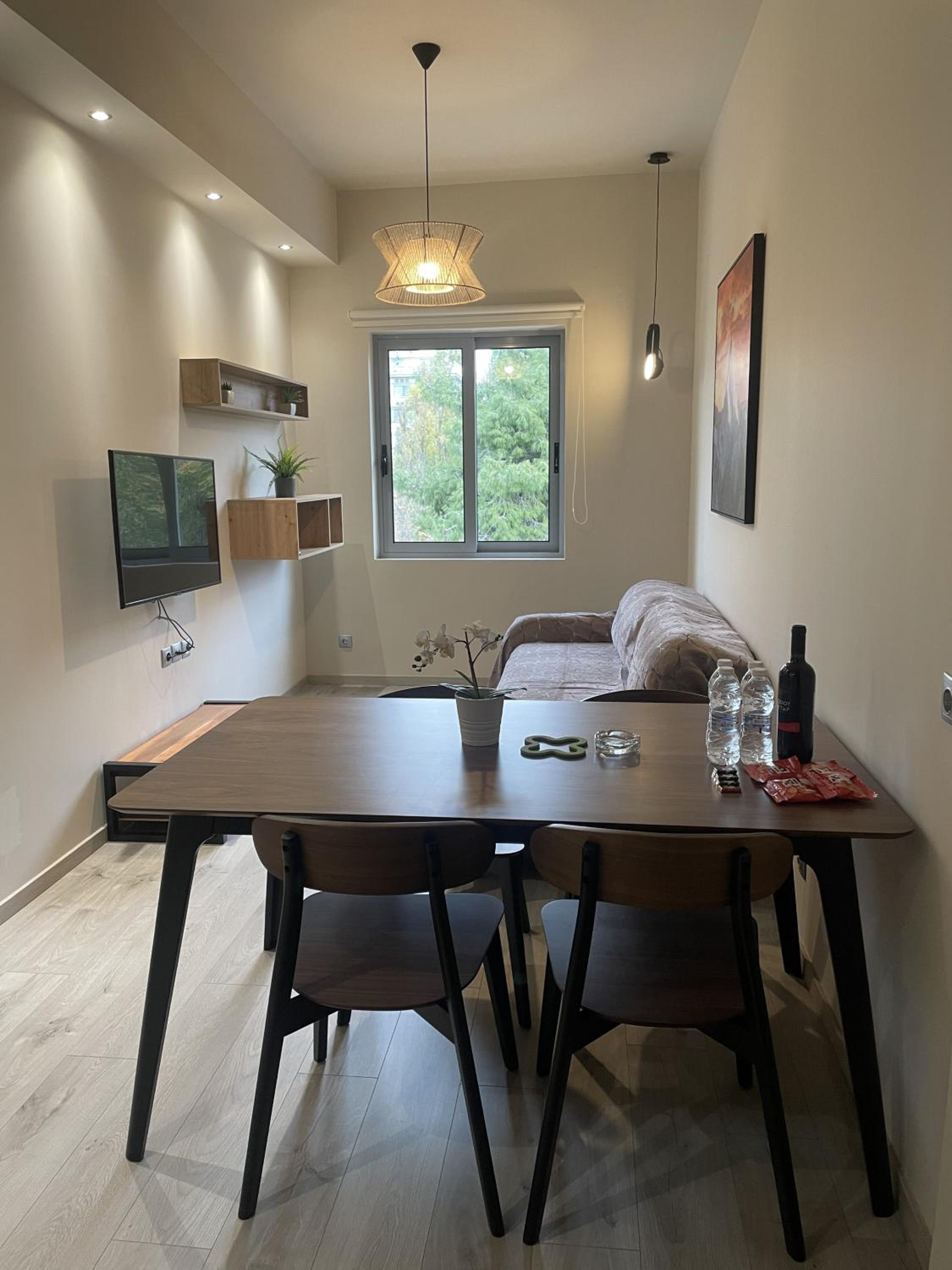 Superior Two-Bedroom Apartment with Balcony & Acropolis View photo 3