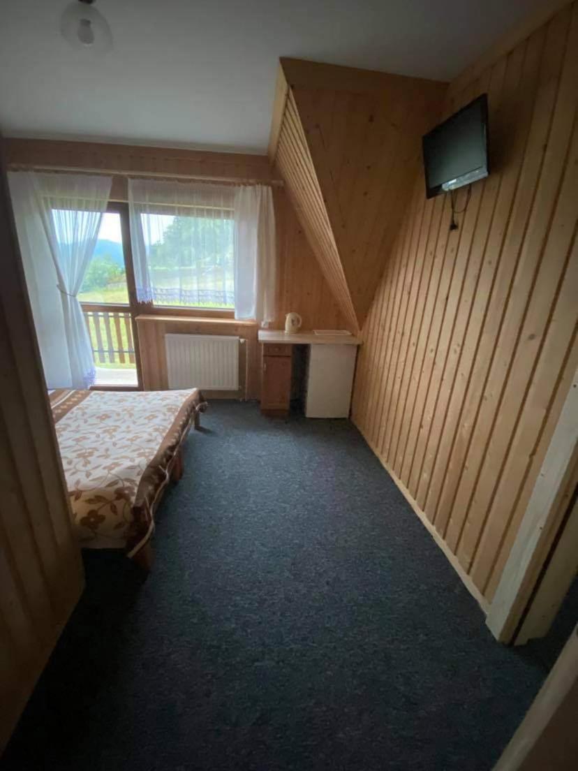 Deluxe Quadruple Room - Photo 6