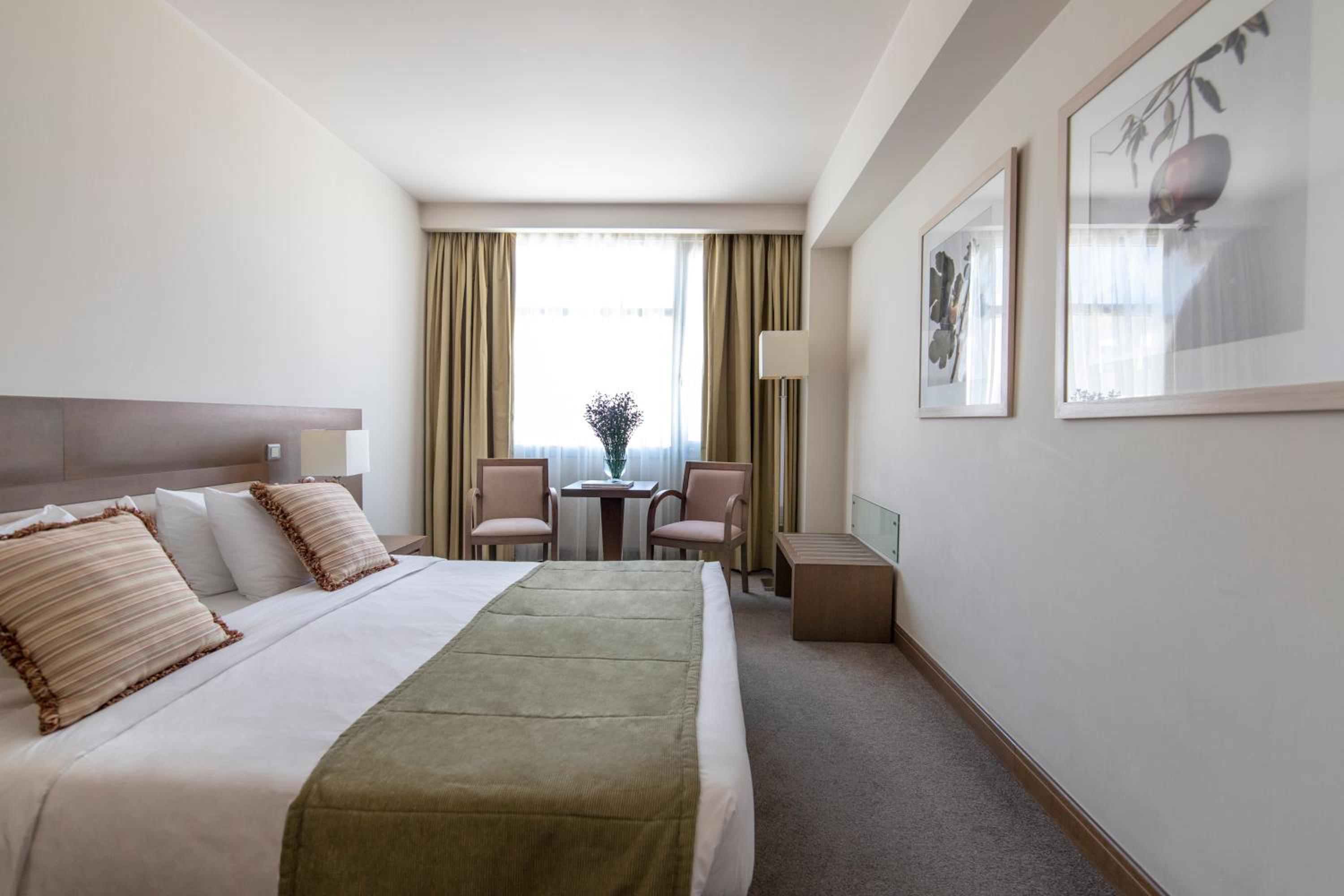 Superior Double or Twin Room photo 3