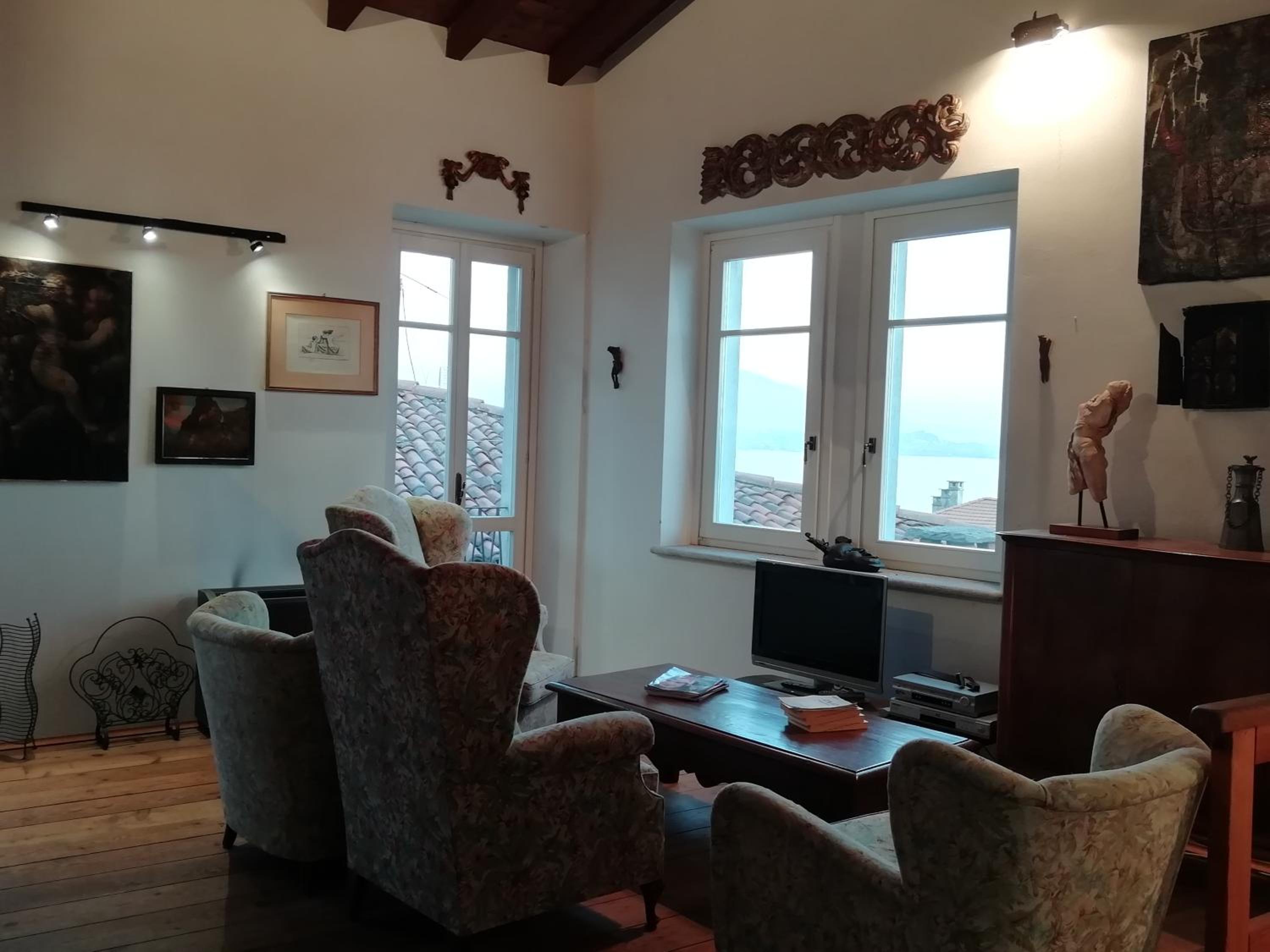 Two-Bedroom House photo 1