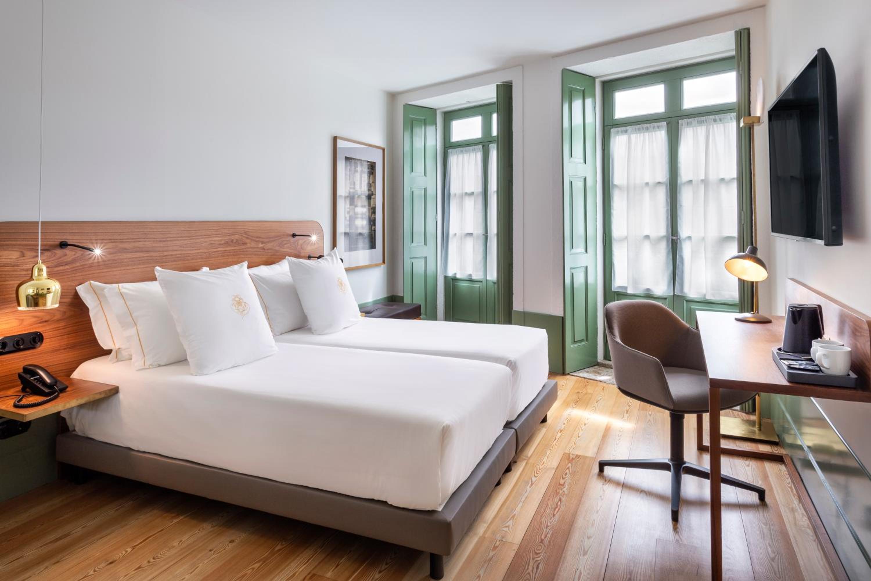 Standard Double or Twin Room - Photo 1