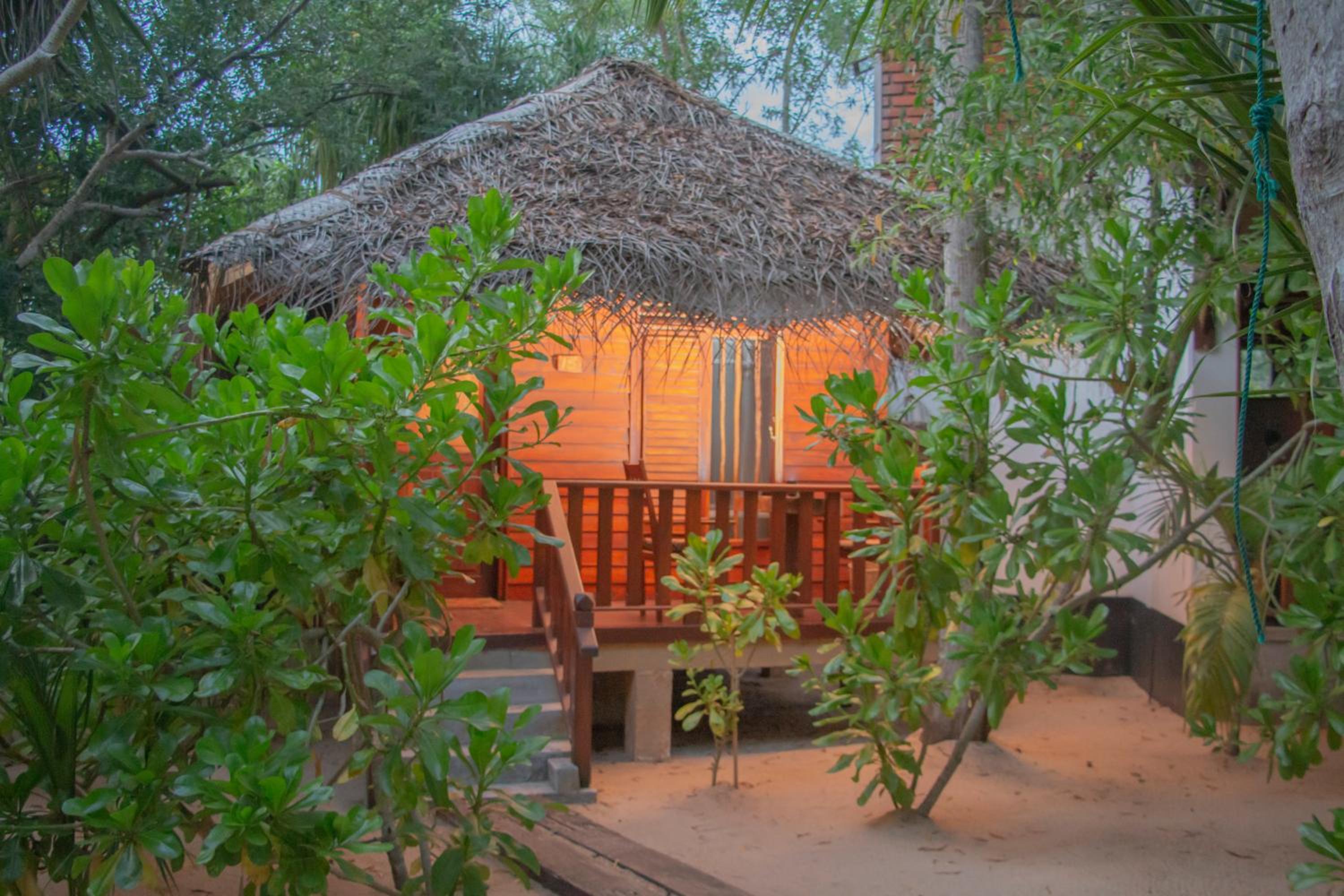 Cabana with Balcony and Sea View photo 2