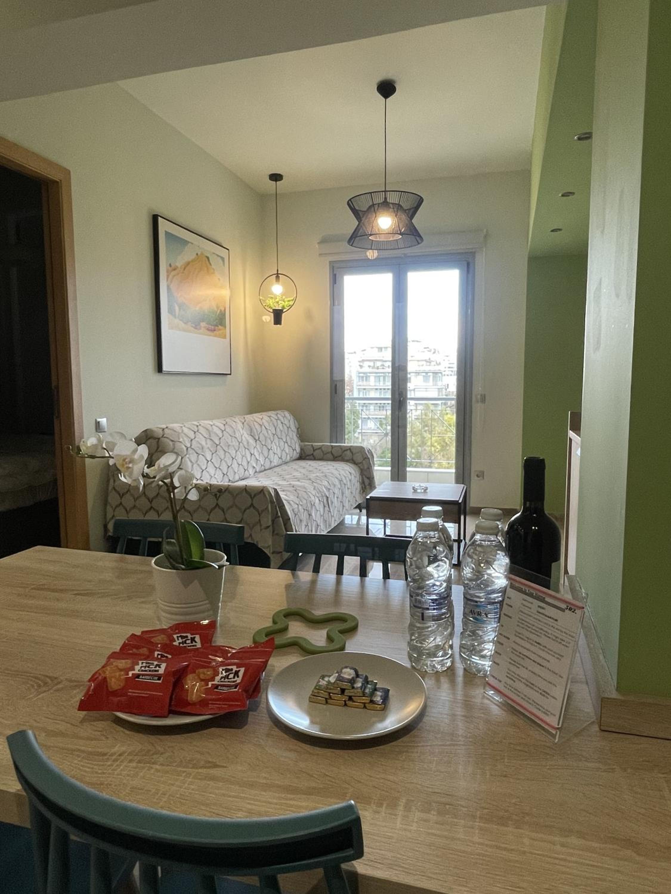Two-Bedroom Apartment with Balcony photo 2