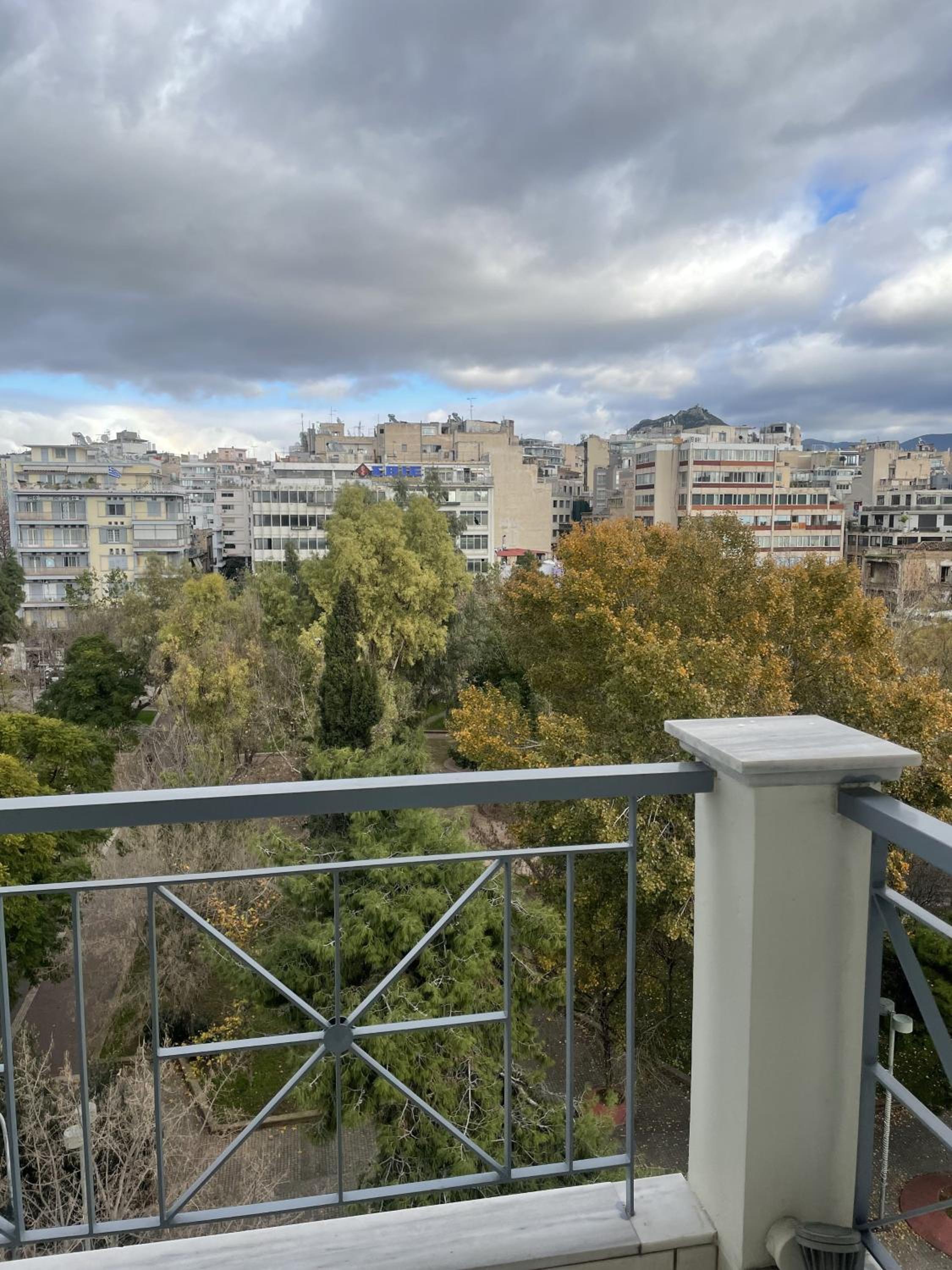 Superior Two-Bedroom Apartment with Balcony & Acropolis View photo 2