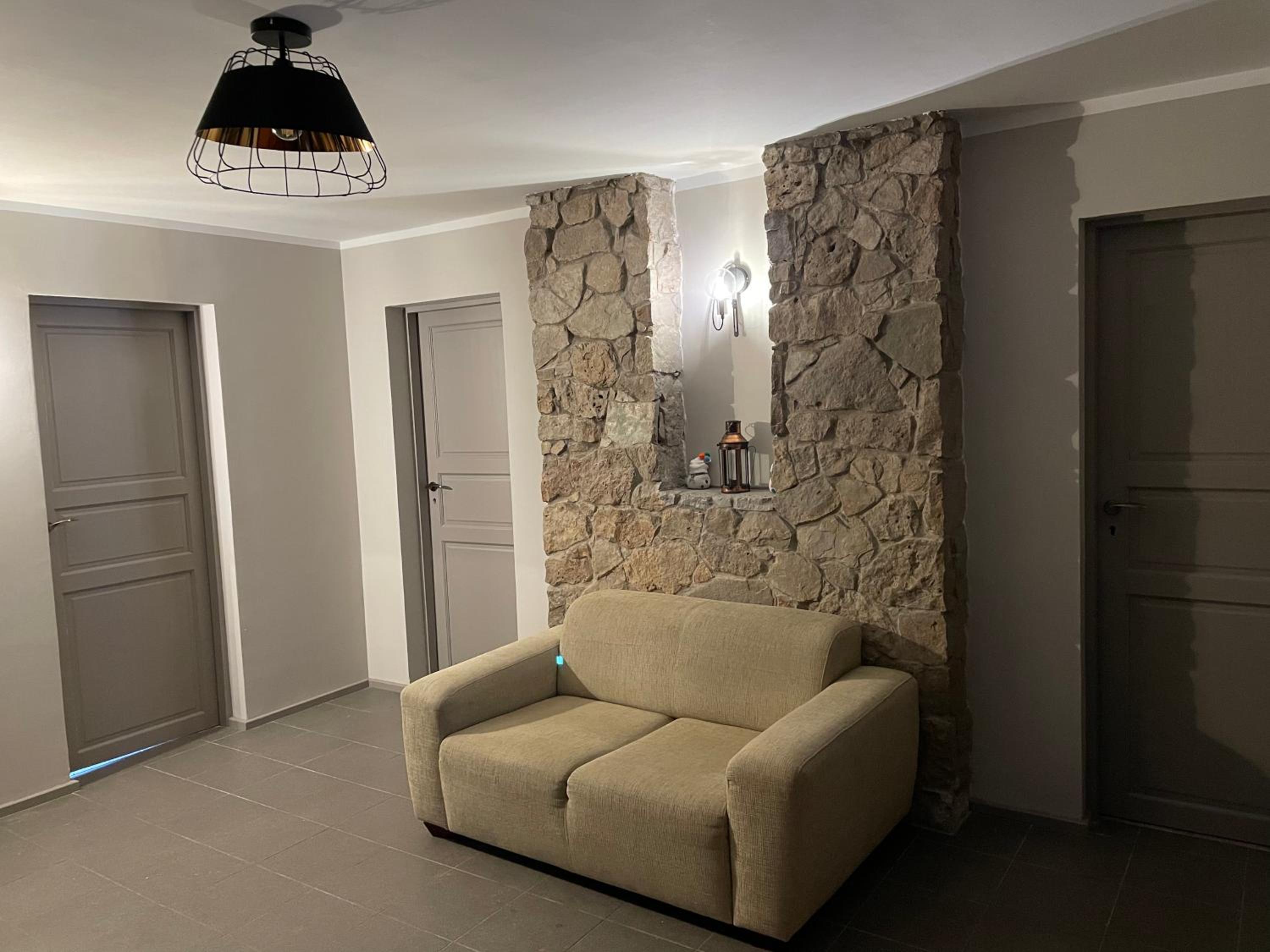 Three-Bedroom House - Photo 2