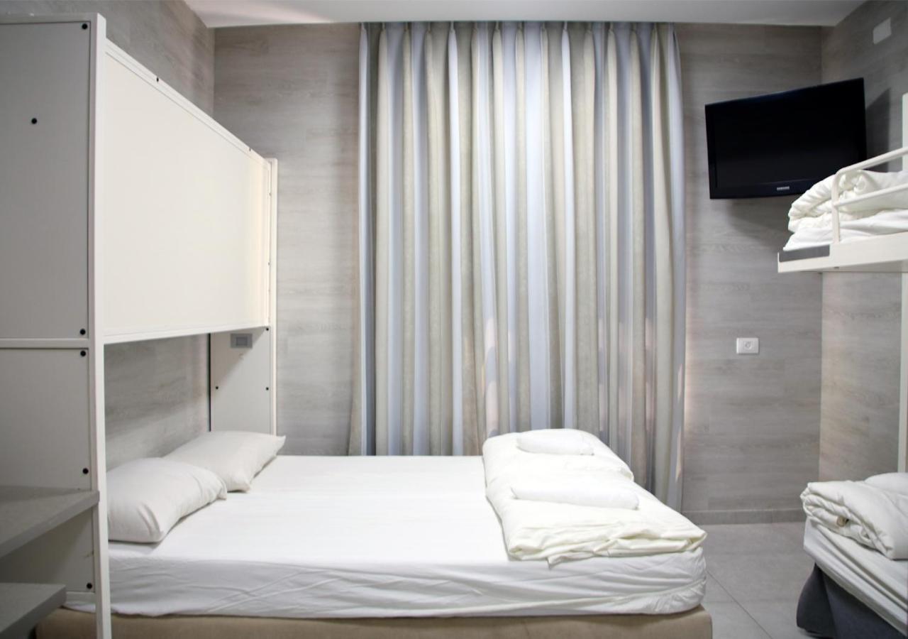 Standard  Room - Photo 9