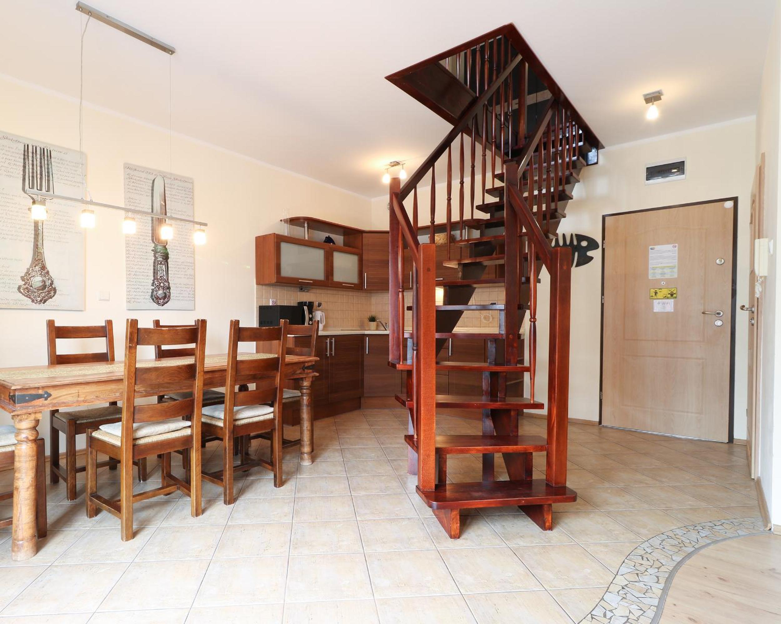 One-Bedroom Apartment - Photo 1