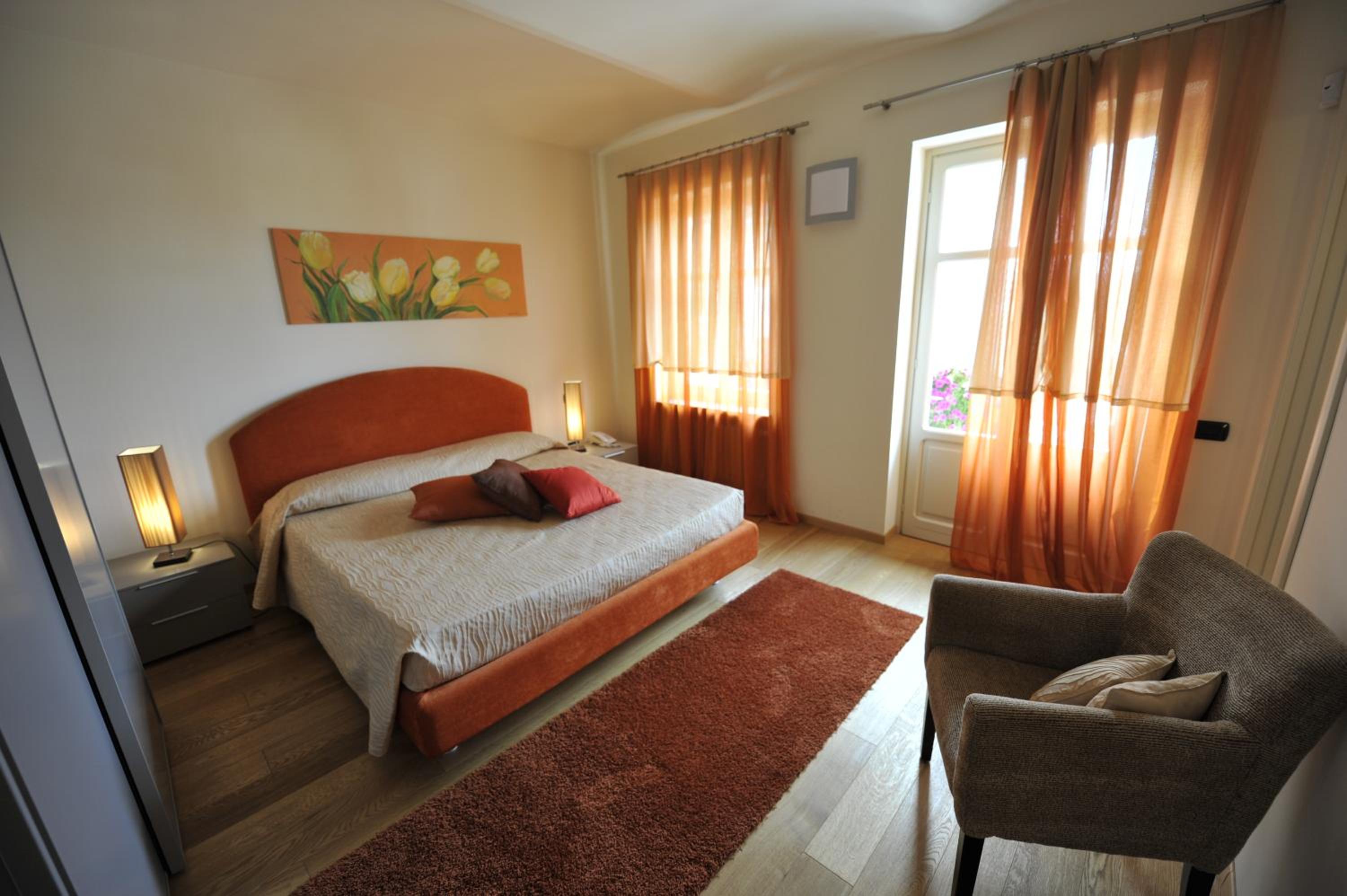 Suite photo 1