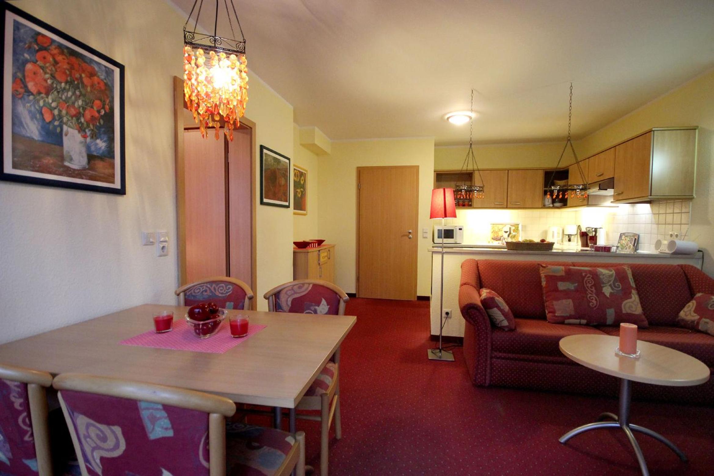 Apartment photo 2