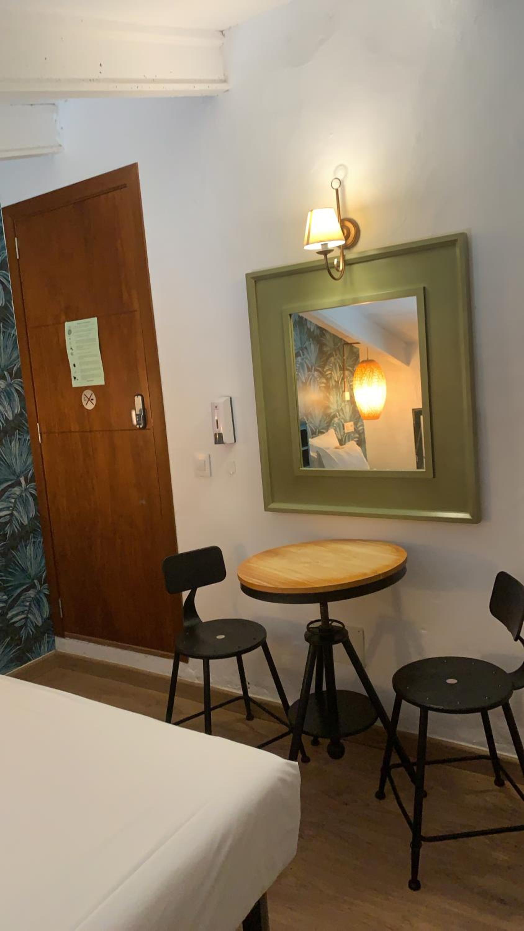 Double or Twin Room with Private Bathroom photo 2