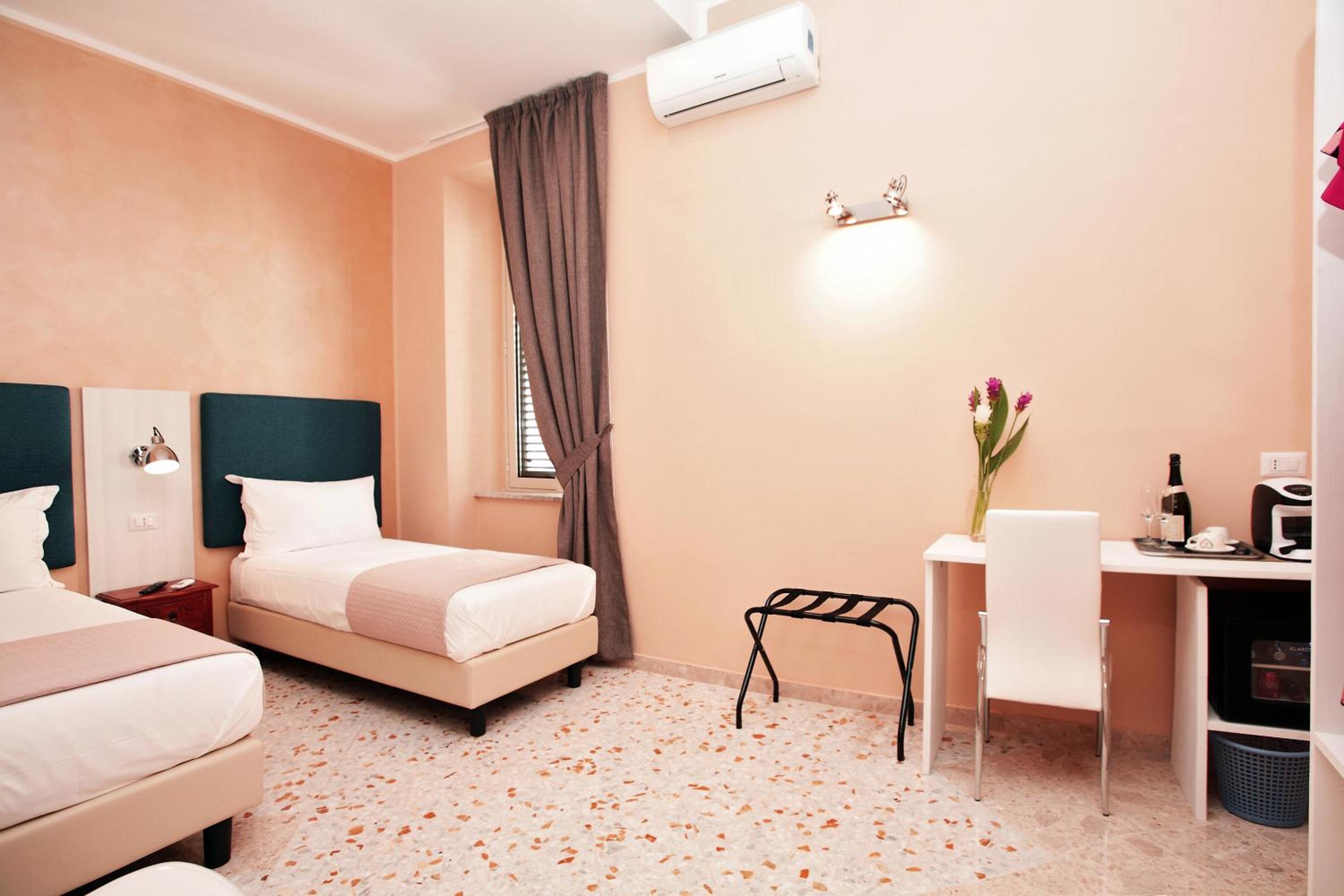 Twin Room photo 1