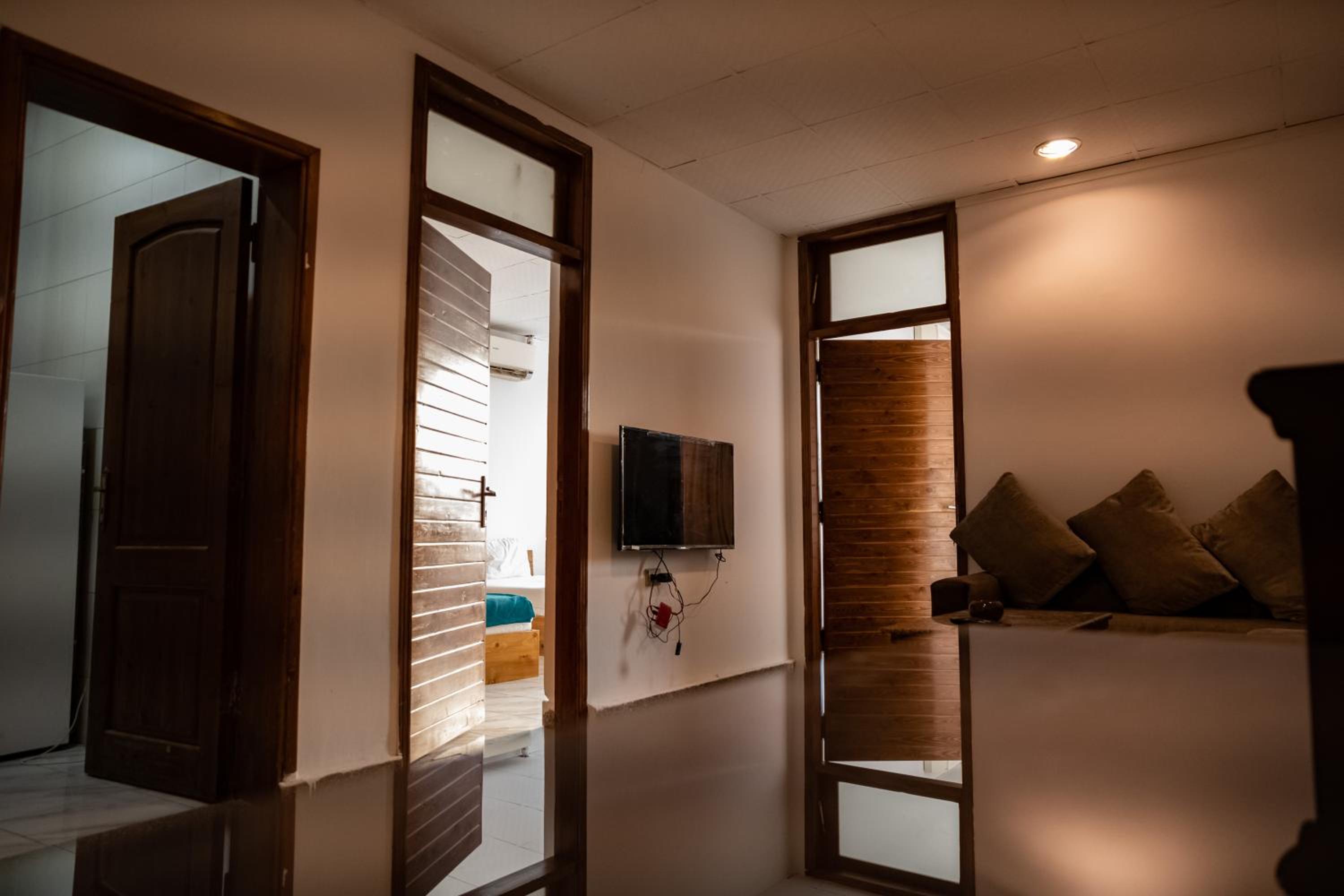 Two-Bedroom Apartment - Photo 8