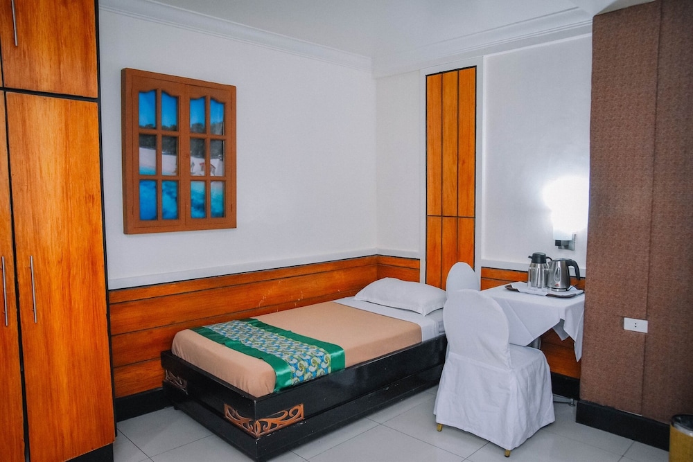Superior Single Room, No Windows