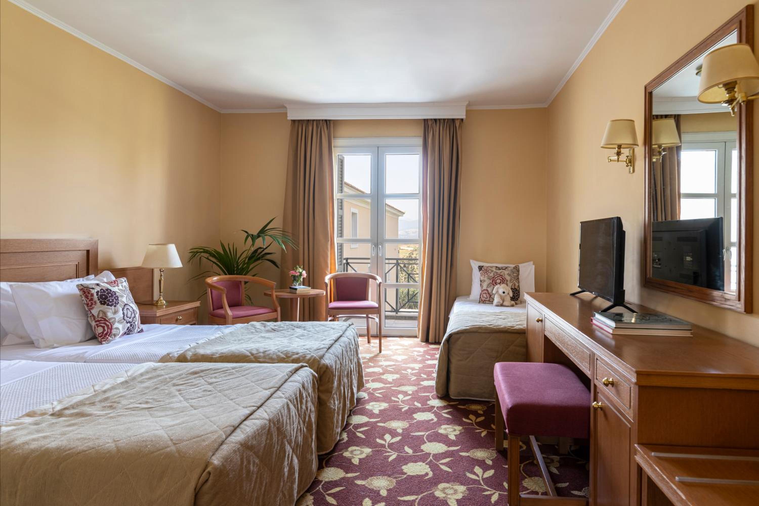 Superior Double or Twin Room - Photo 6
