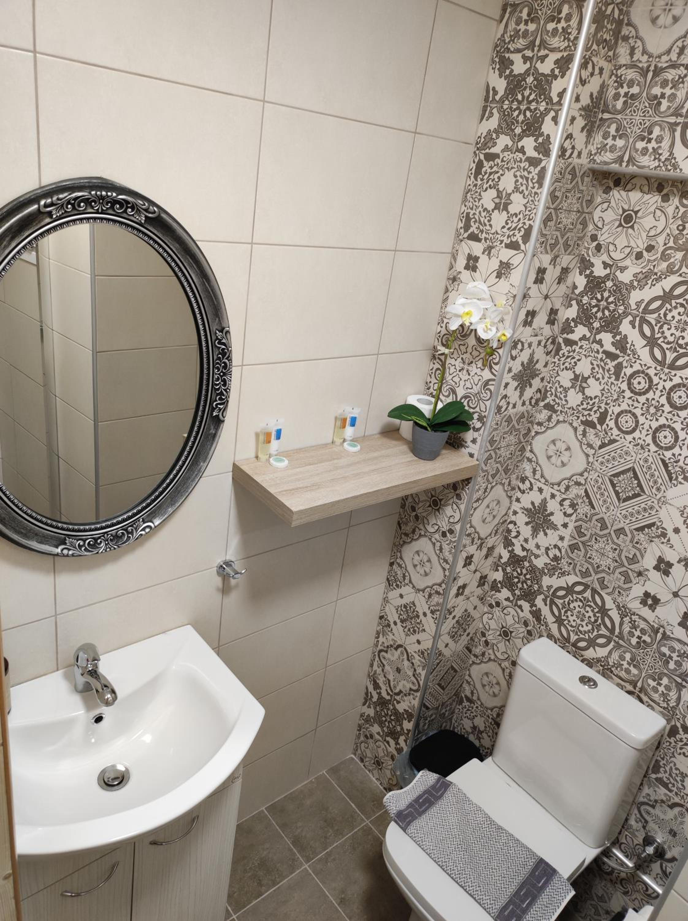 Deluxe Double Room with Side Sea View - Photo 6