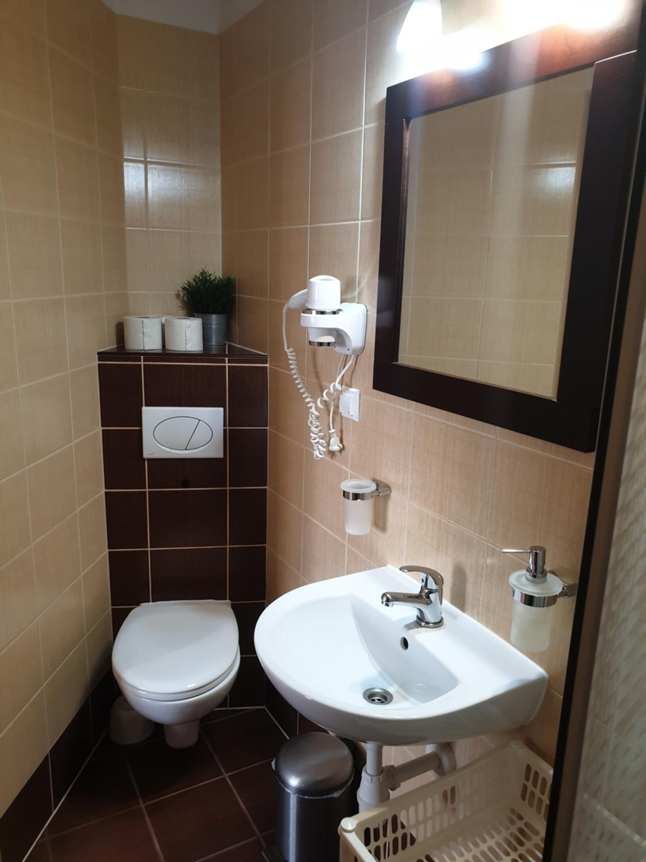 Deluxe Double Room with Balcony photo 2