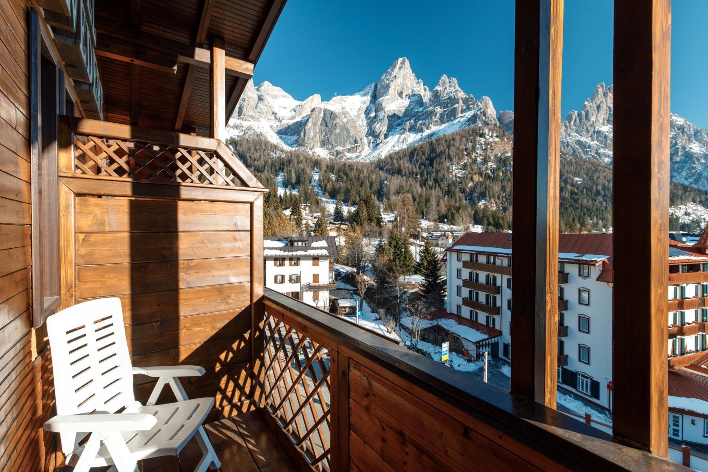 Triple Superior Room with Mountain View - Photo 11