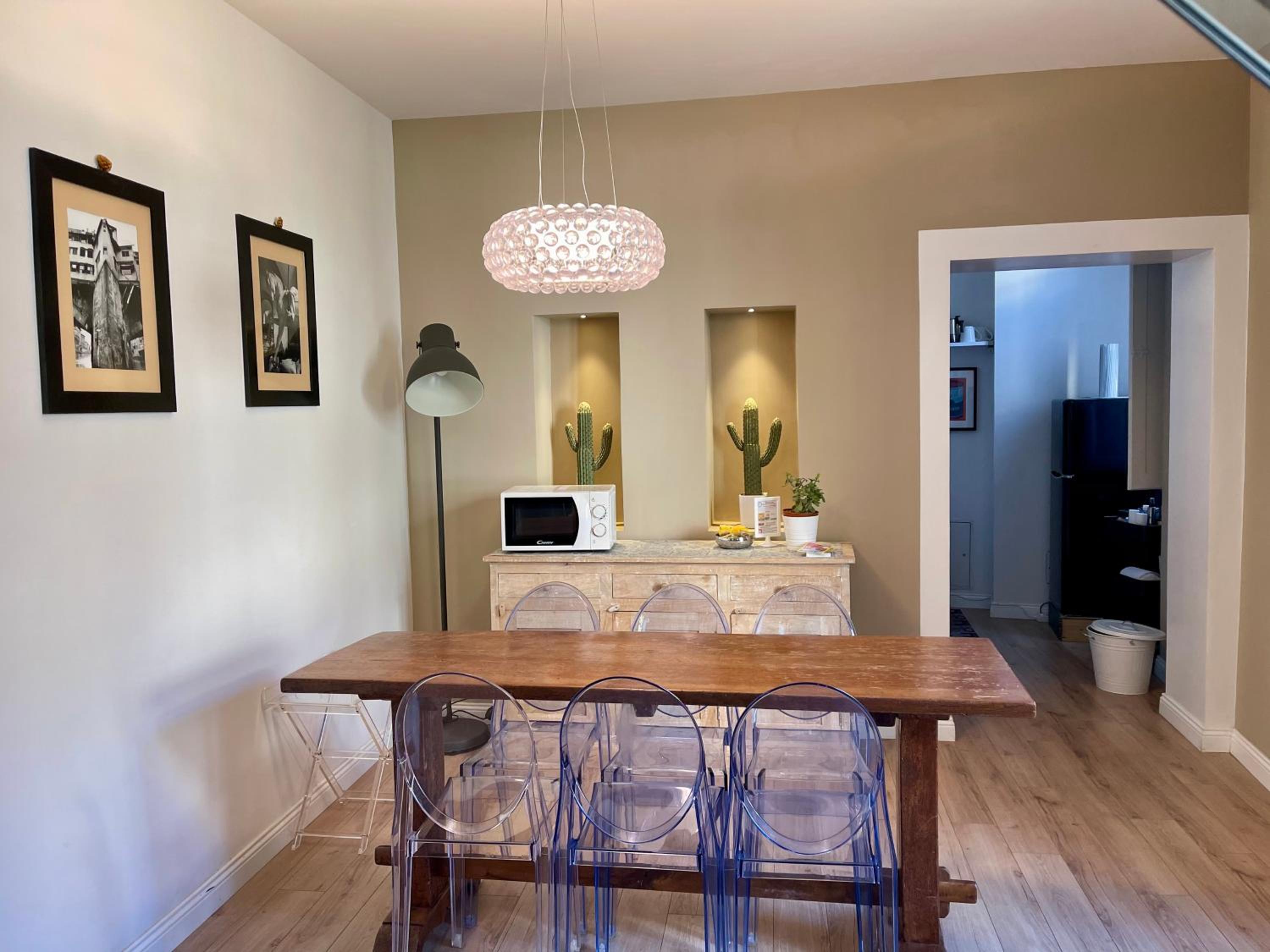 Apartment photo 2