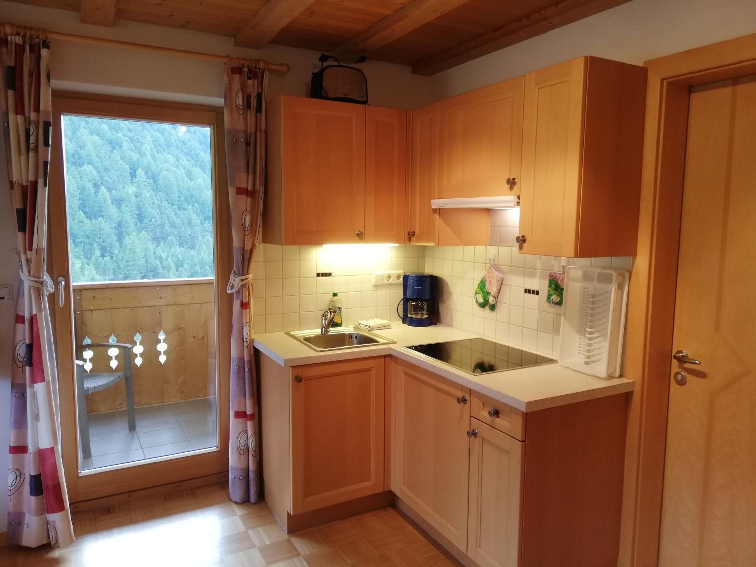Apartment With Balcony photo 2