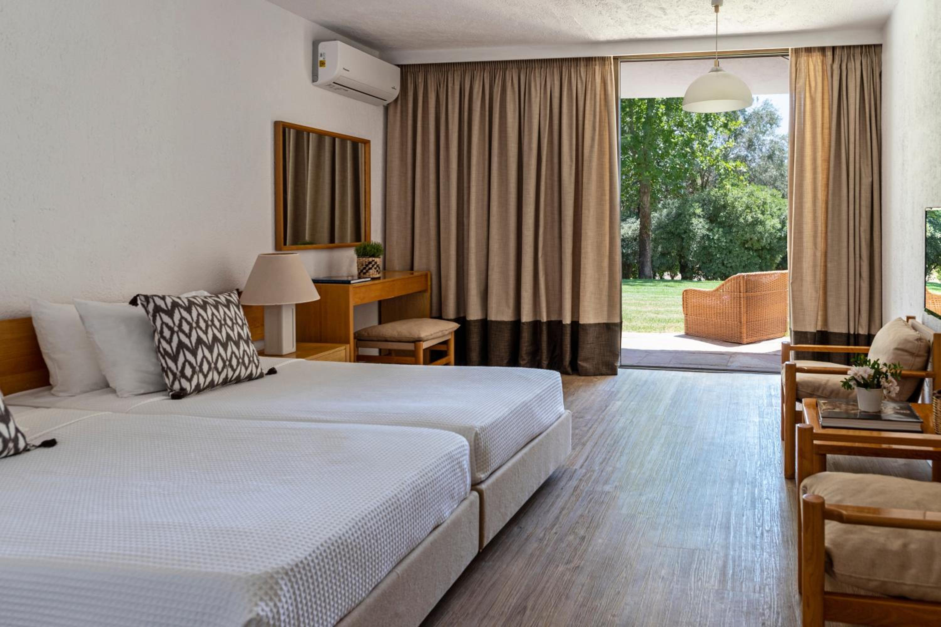 Double or Twin Room - Photo 1