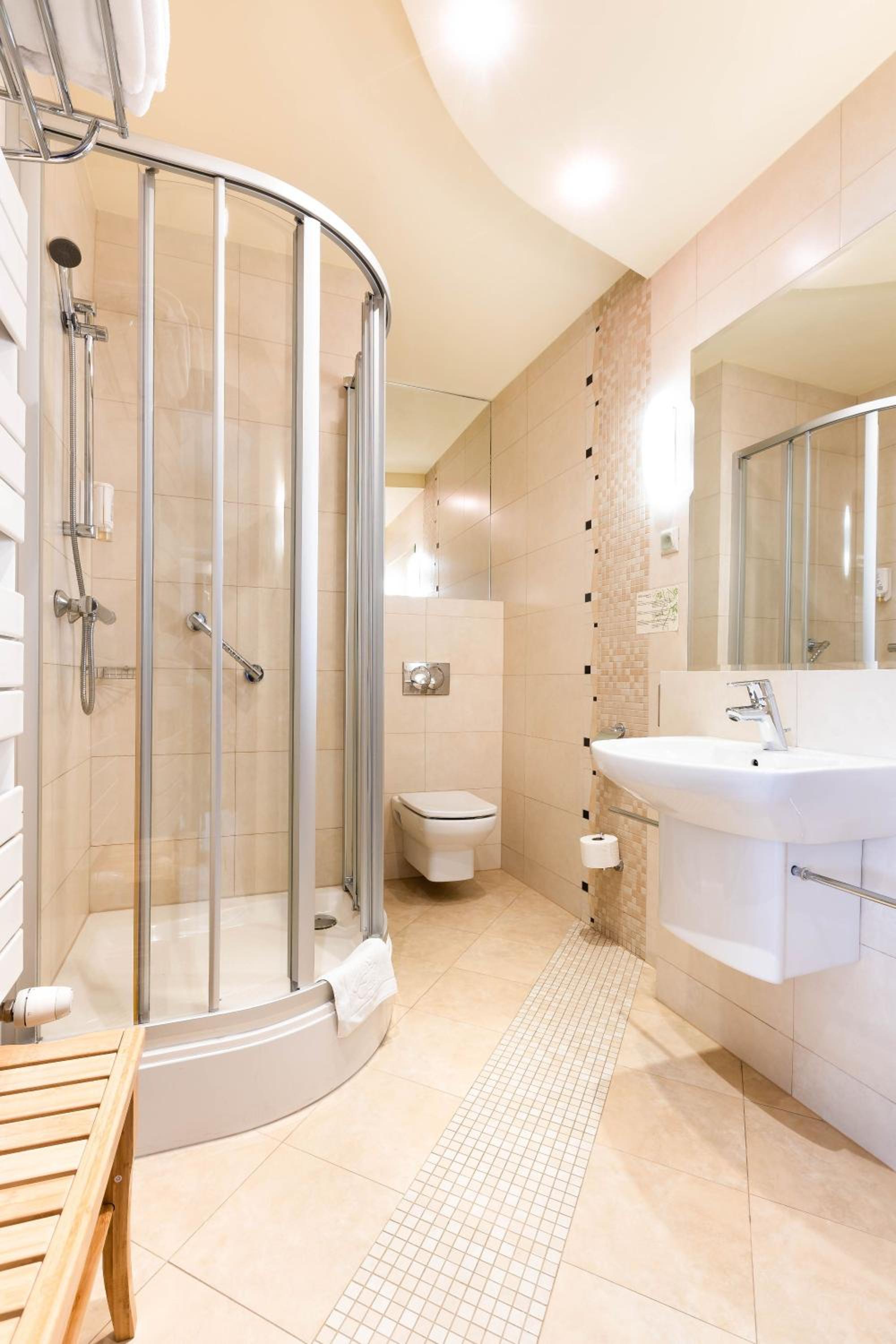 Standard Double Room - Photo 5