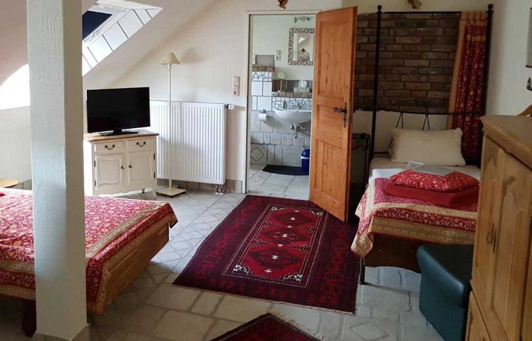Double Or Twin Room photo 2