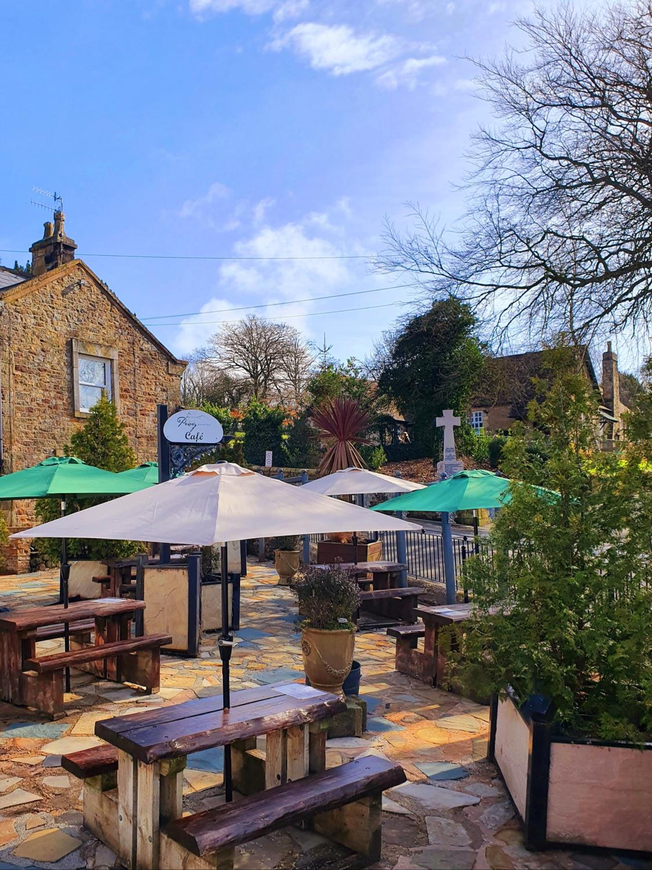 Double Room with Private Bathroom - Photo 6