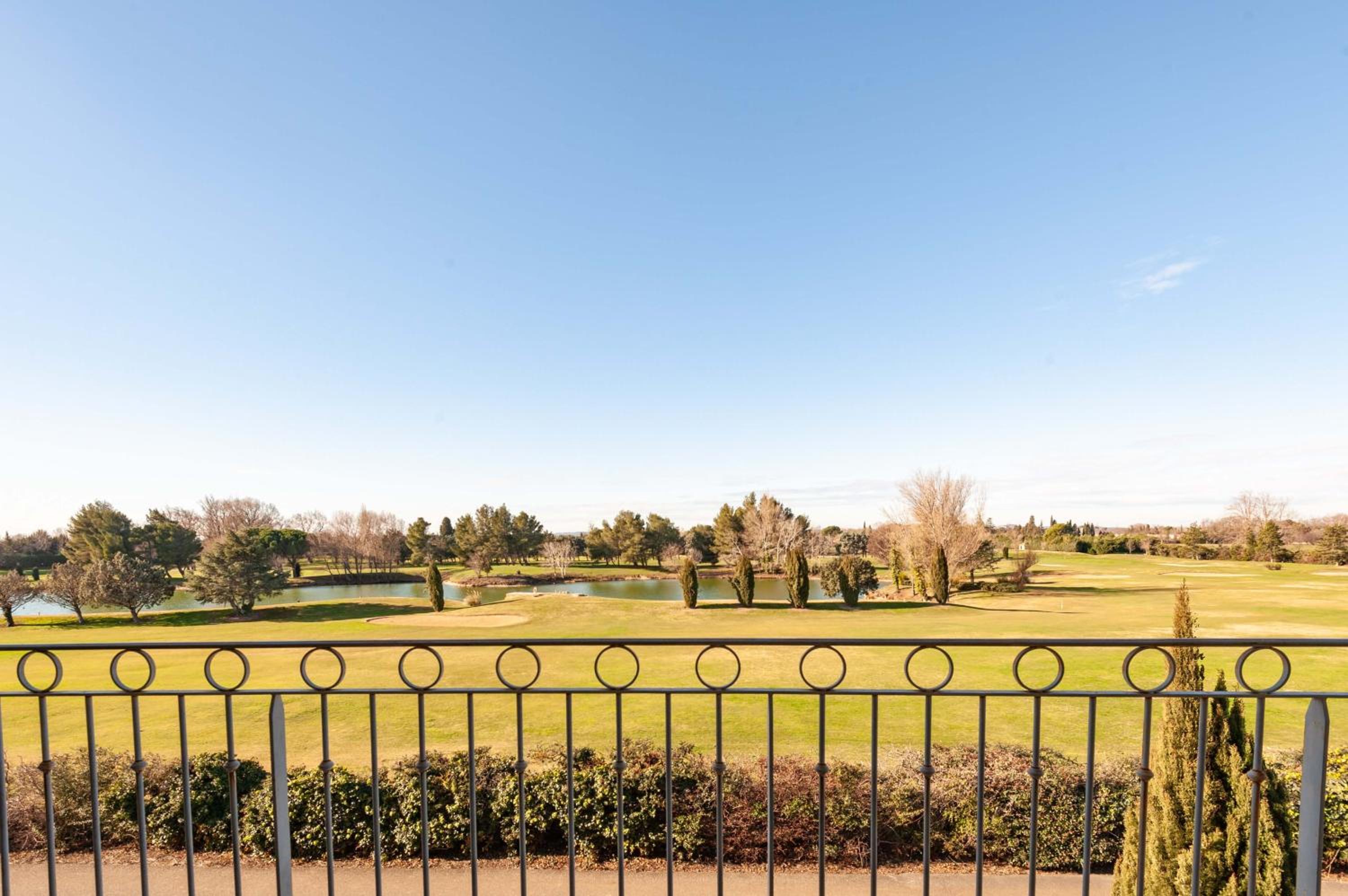 One-Bedroom Apartment (2 Adults) with balcony and Golf view  photo 2