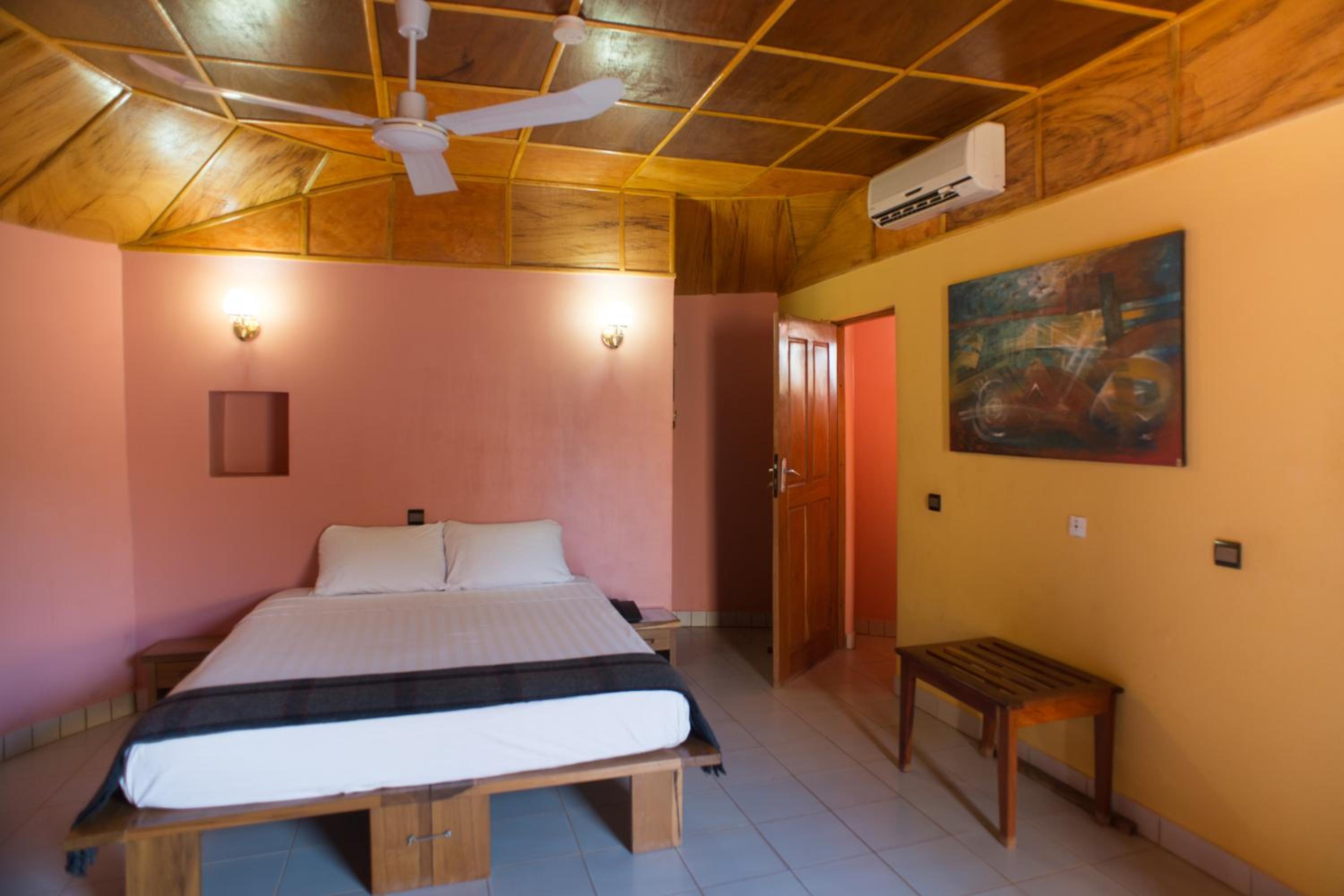 Standard Double or Twin Room photo 1