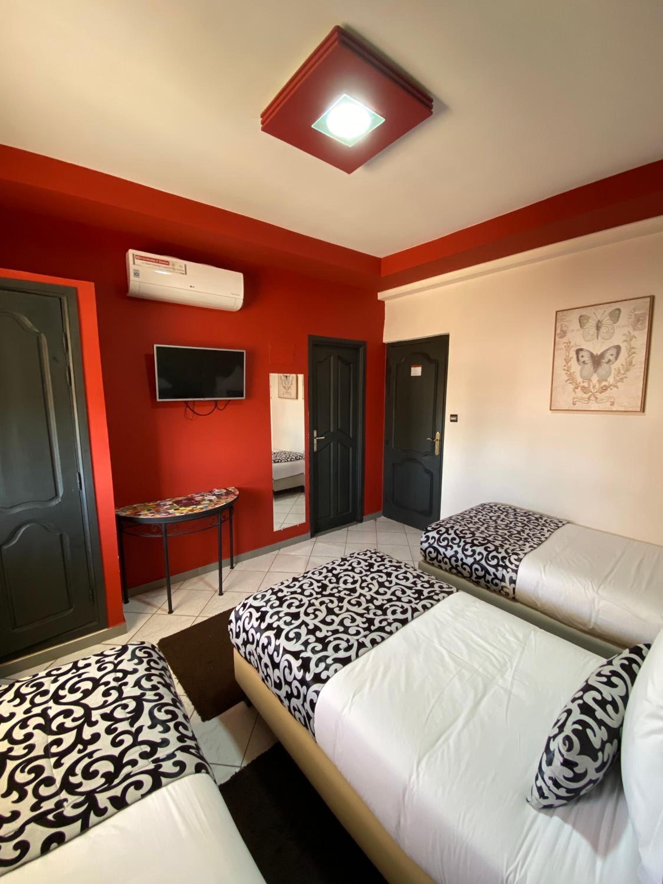 Triple Room with City View