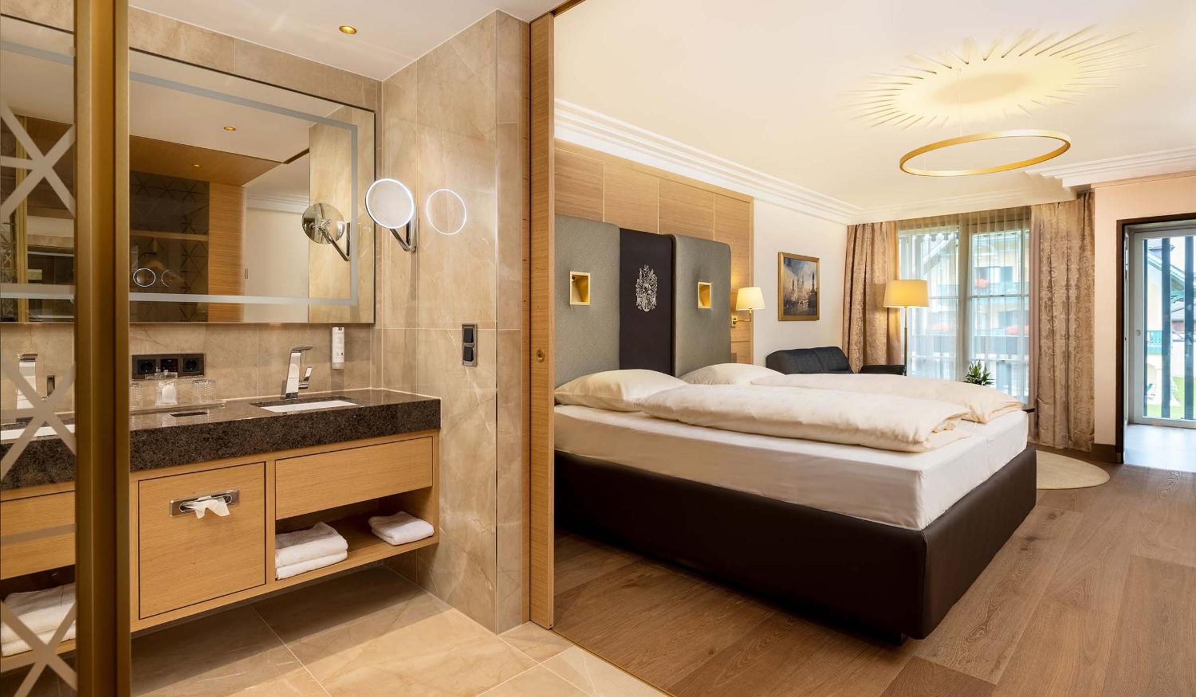 Deluxe Double Room photo 3