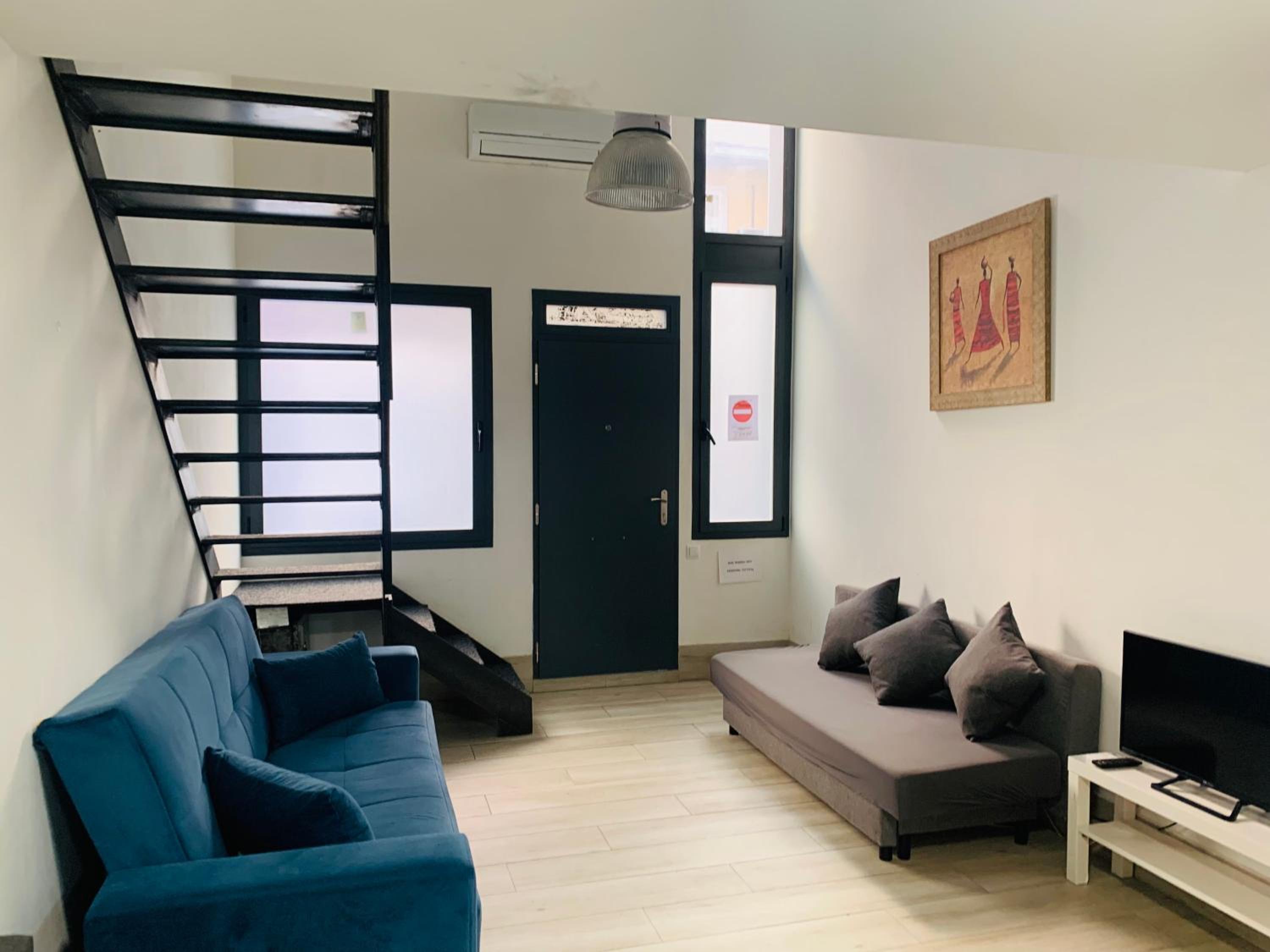One-Bedroom Loft - Photo 1