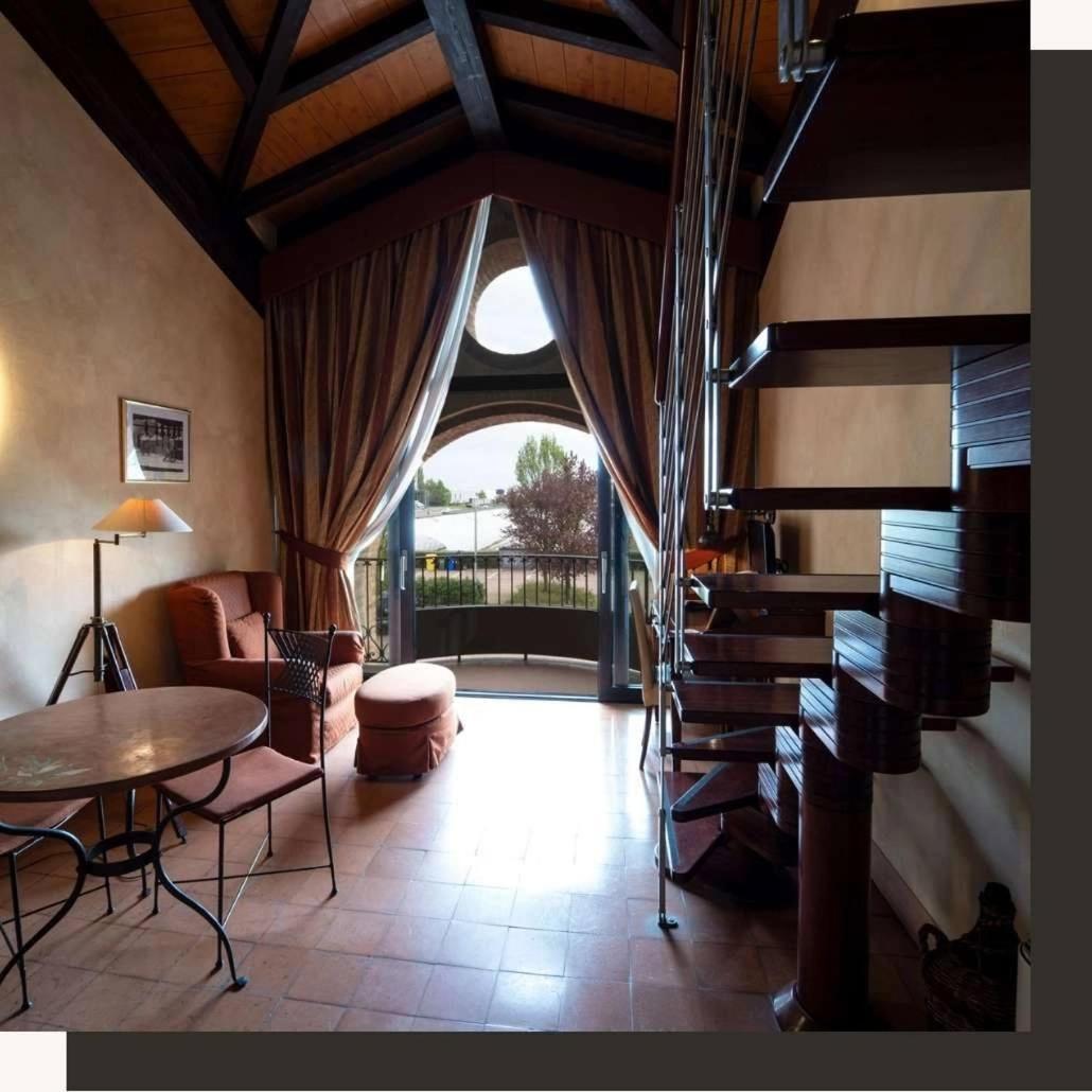 Suite photo 1