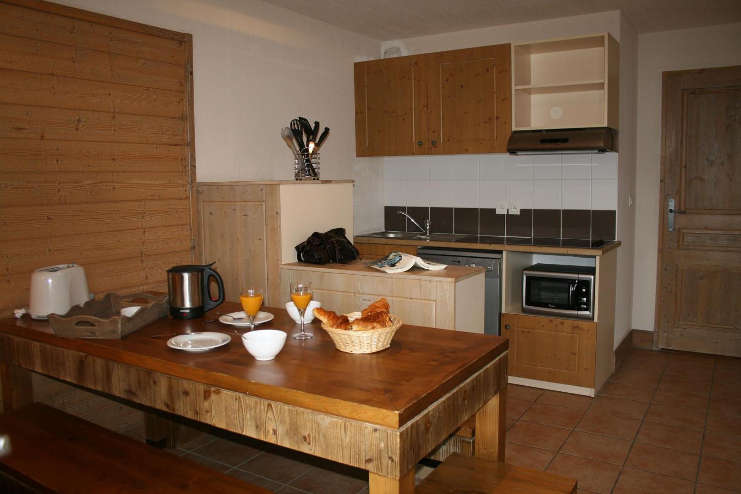 Two-Bedroom Apartment photo 3