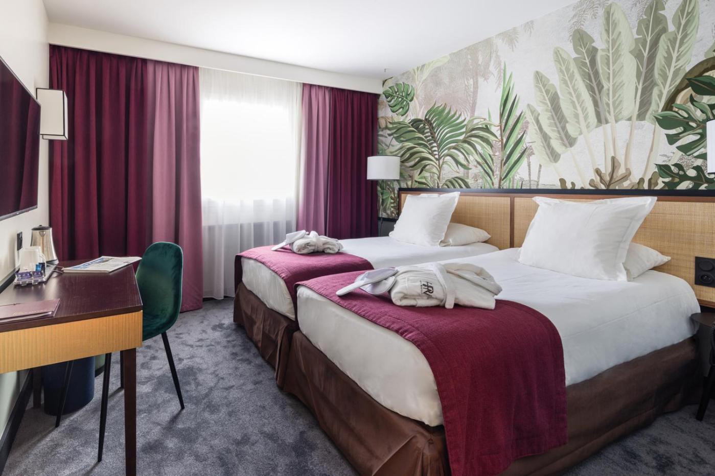 Deluxe Twin Room - Photo 1