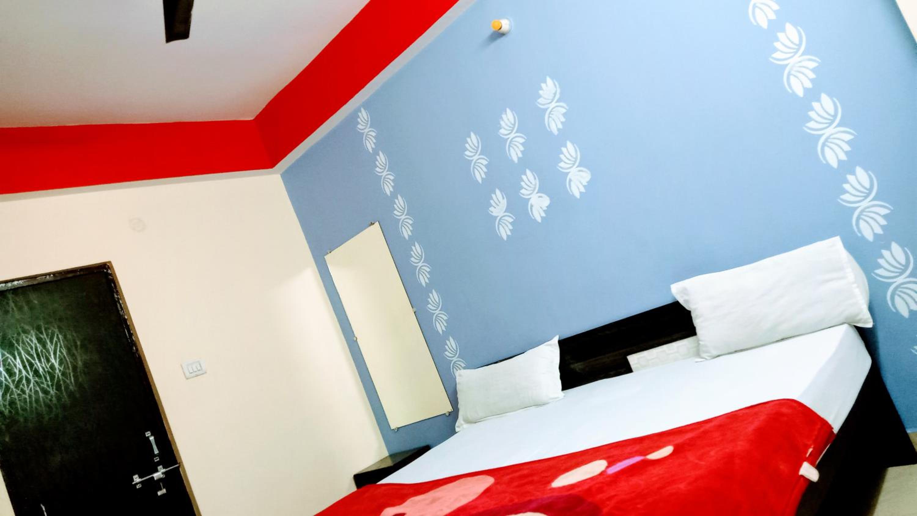 Standard Double Room Non Ac - Photo 6